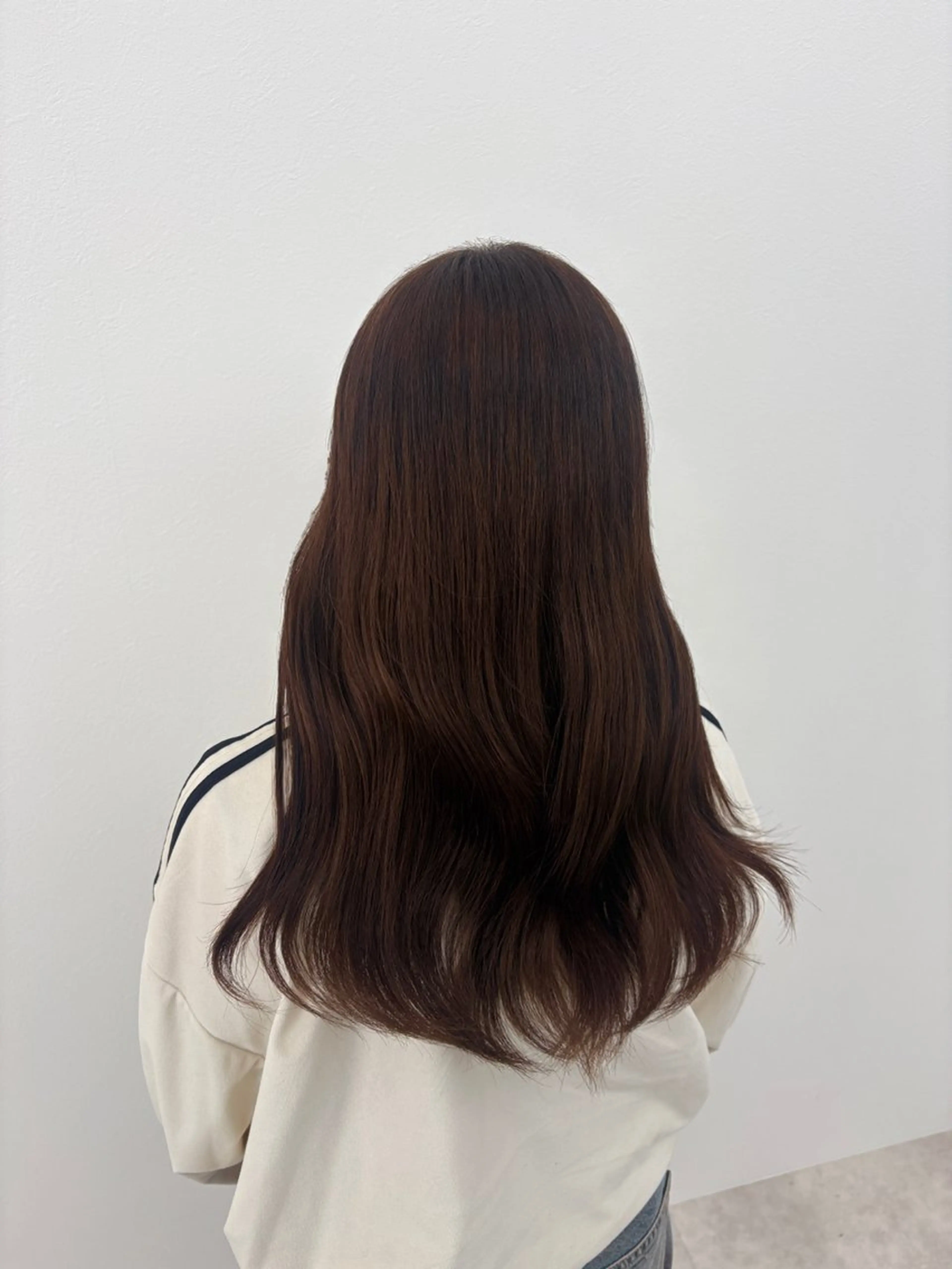 カラー ブラウンカラー ショコラブラウン 透明感カラー 伊藤 麻琴のヘアスタイル