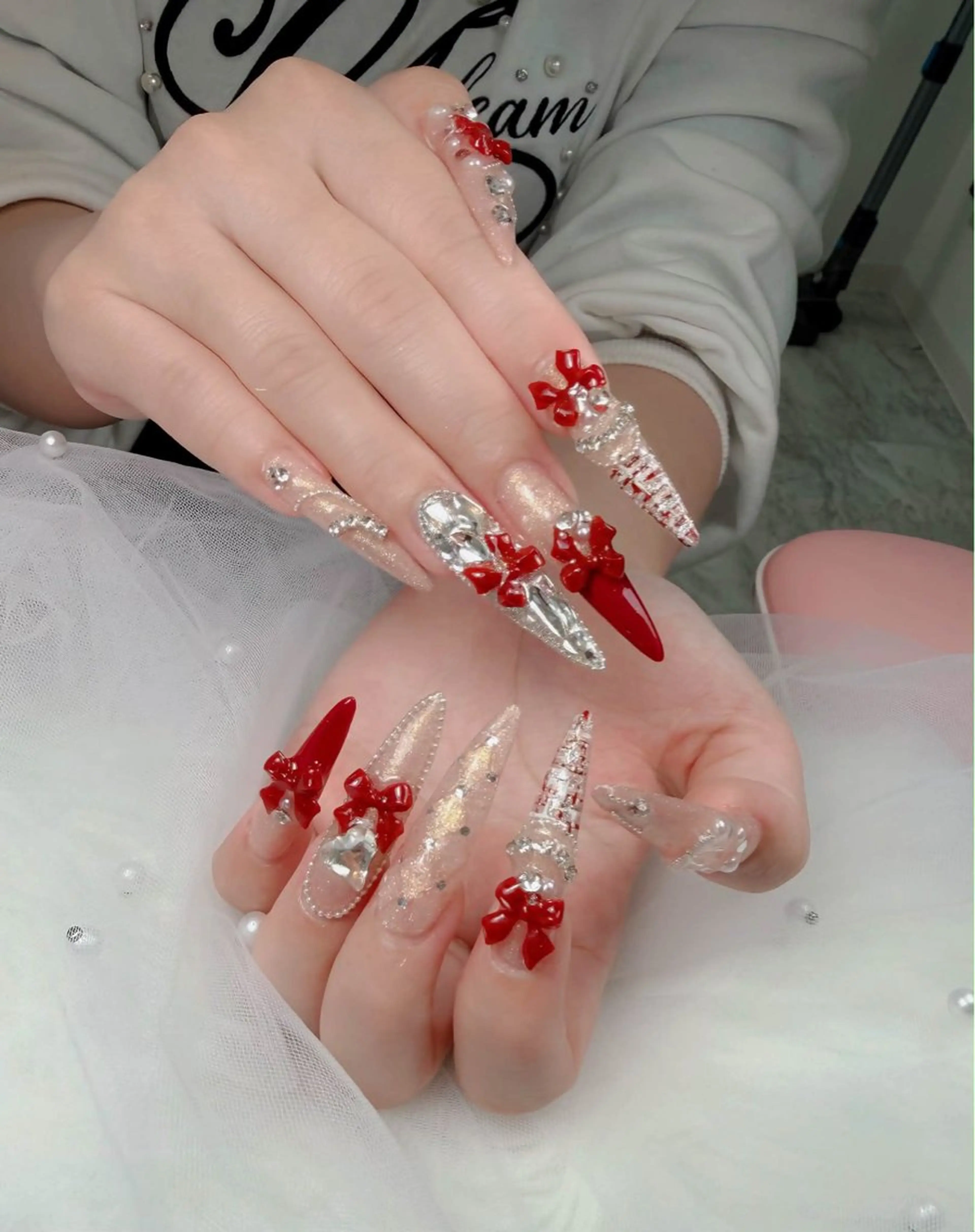 ネイル フレンチネイル グラデーション キラキラネイル 韓国ネイル マグネットネイル HIKARIHANA NAIL NANAのネイルデザイン