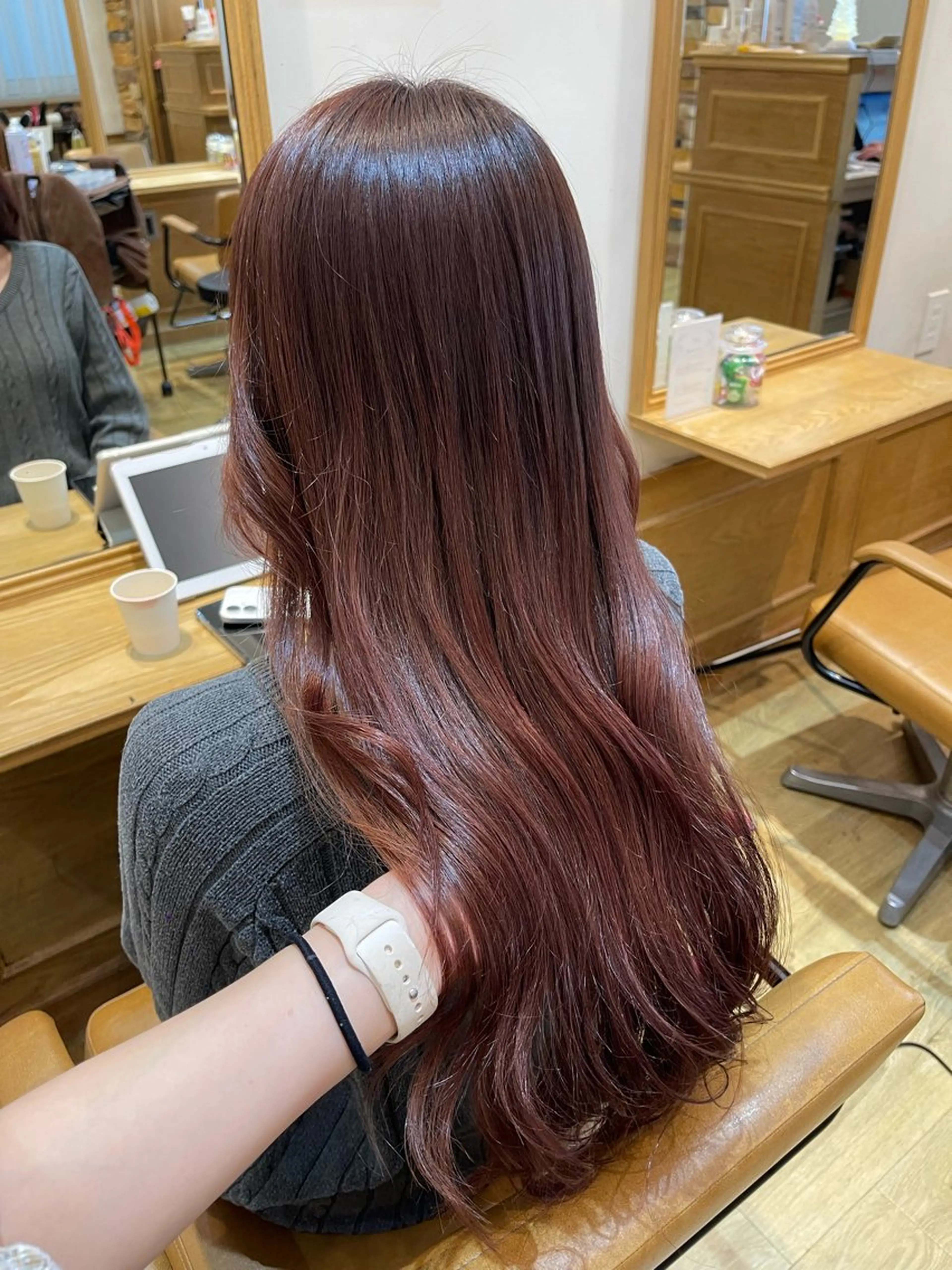 ロング カラー ブリーチ ブラウンカラー ピンクカラー ピンクブラウン ヘアカラー トリートメント 🌻shuka透明感 艶感カラー/新宿🌻のヘアスタイル