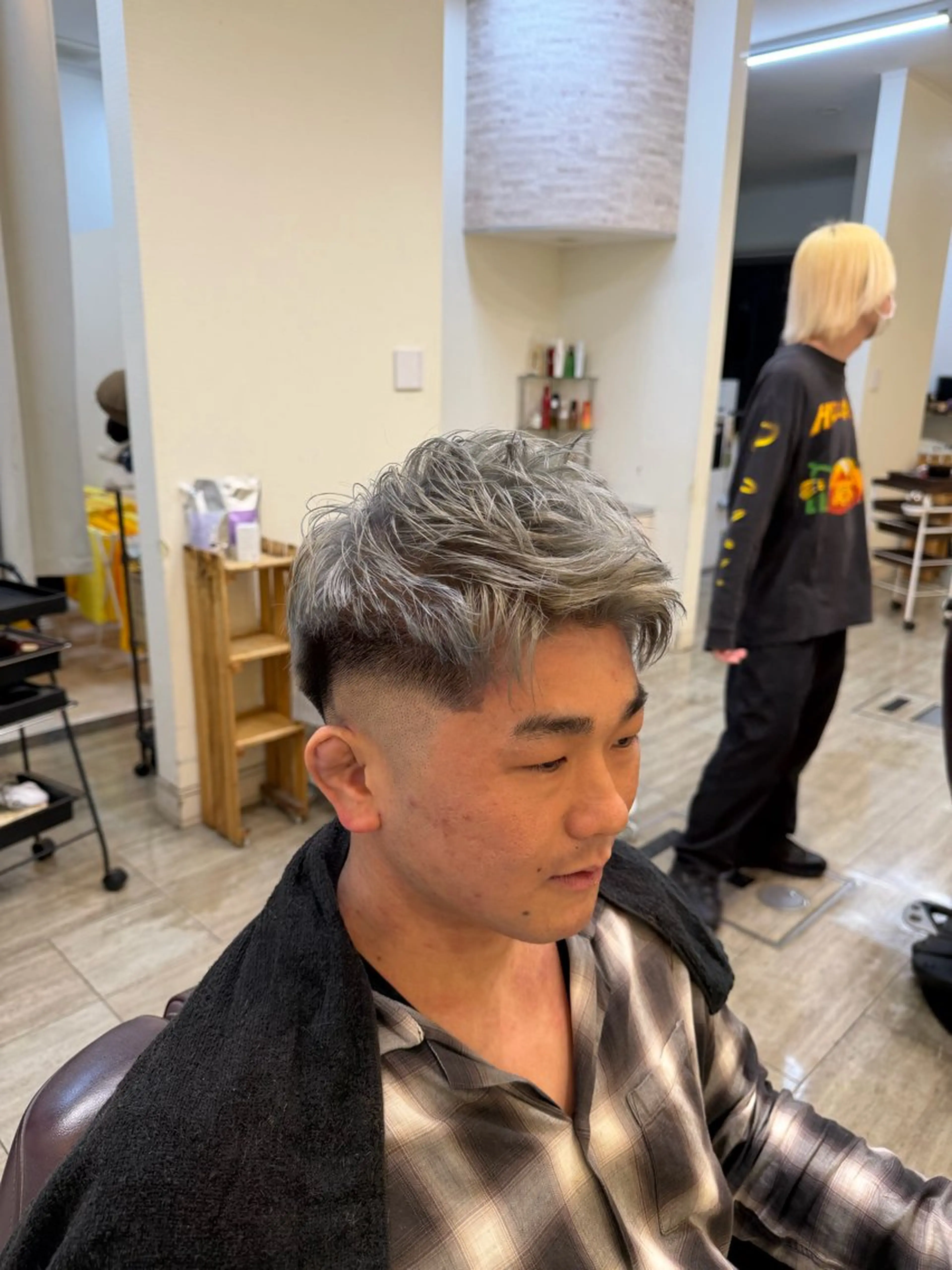 ショート 呉屋 俊介のヘアスタイル