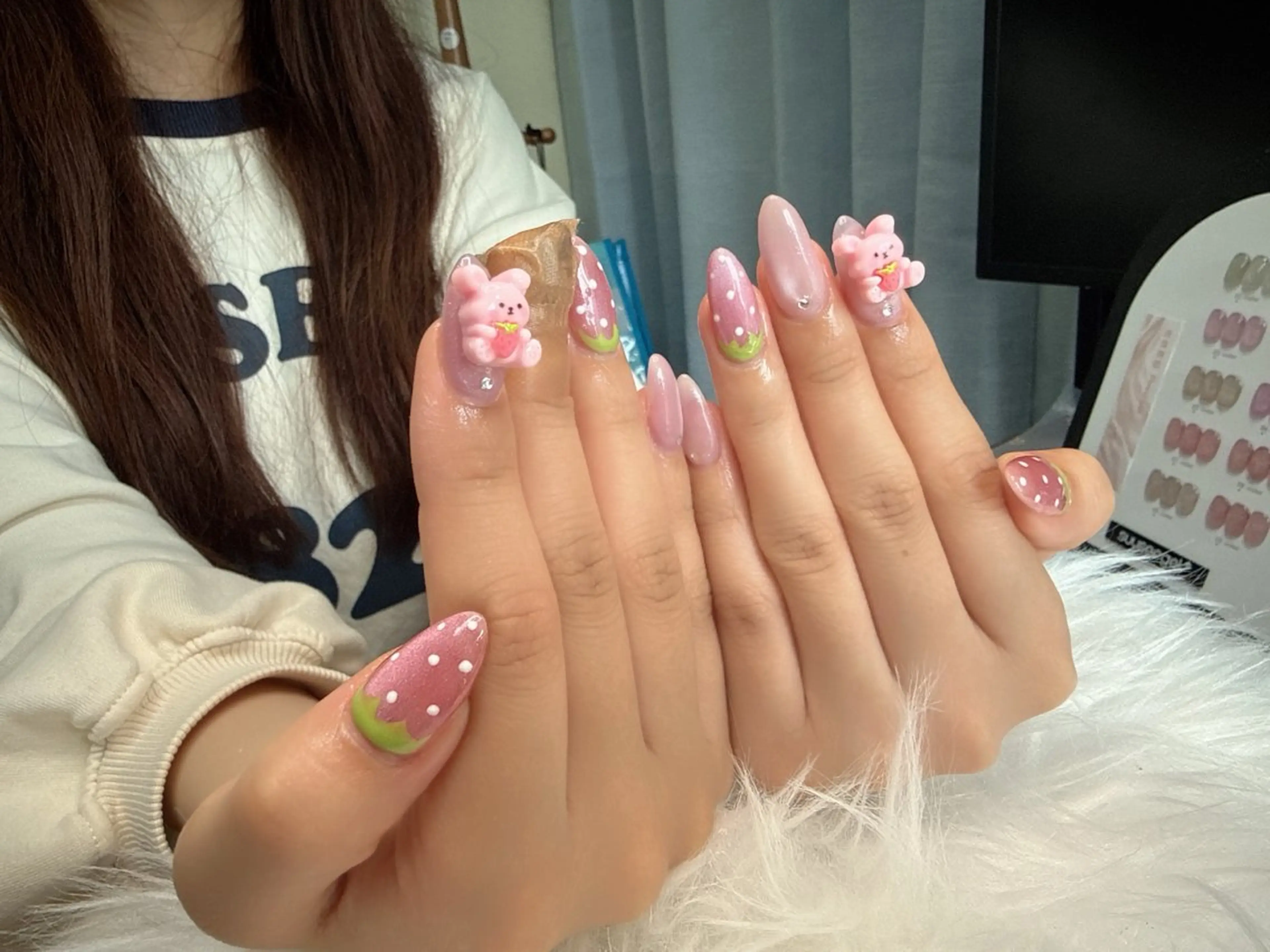 ネイル ハンドネイル タナカ フォンのネイルデザイン