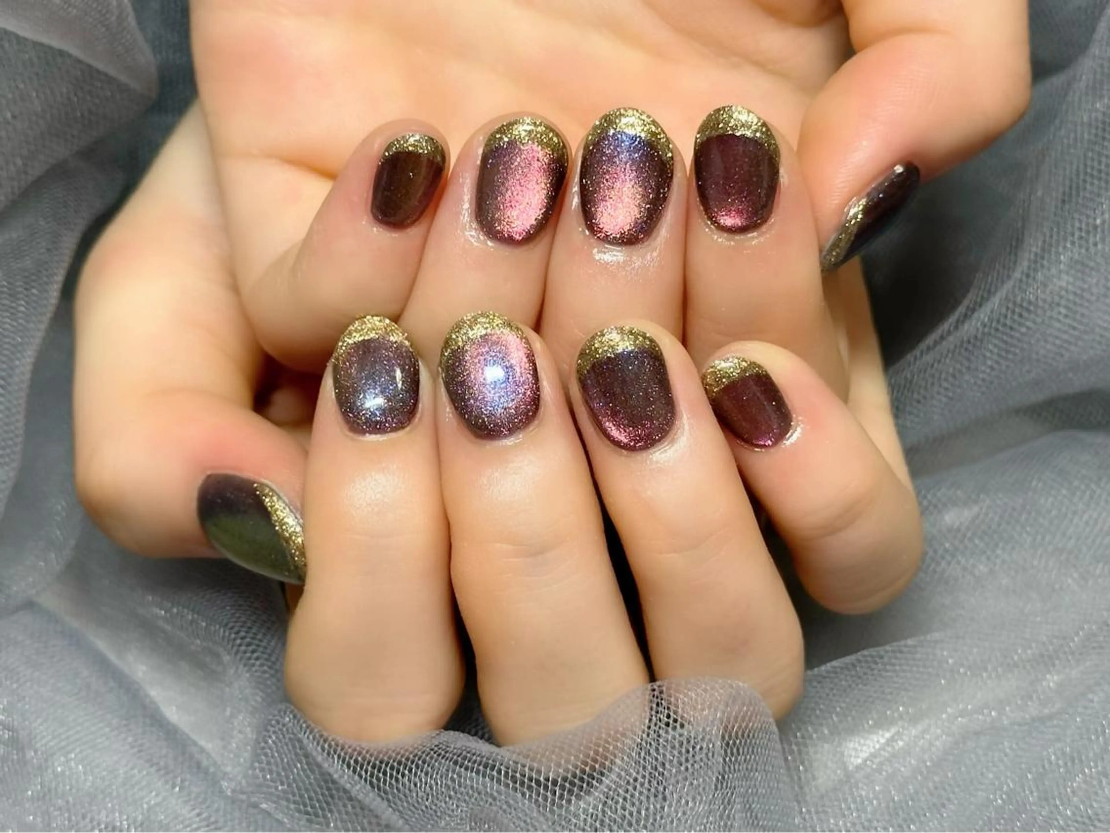 ネイル フレンチネイル ゴールド ラメ(グリッター) マグネットネイル ハンドネイル Nail Salon KURELLYのネイルデザイン
