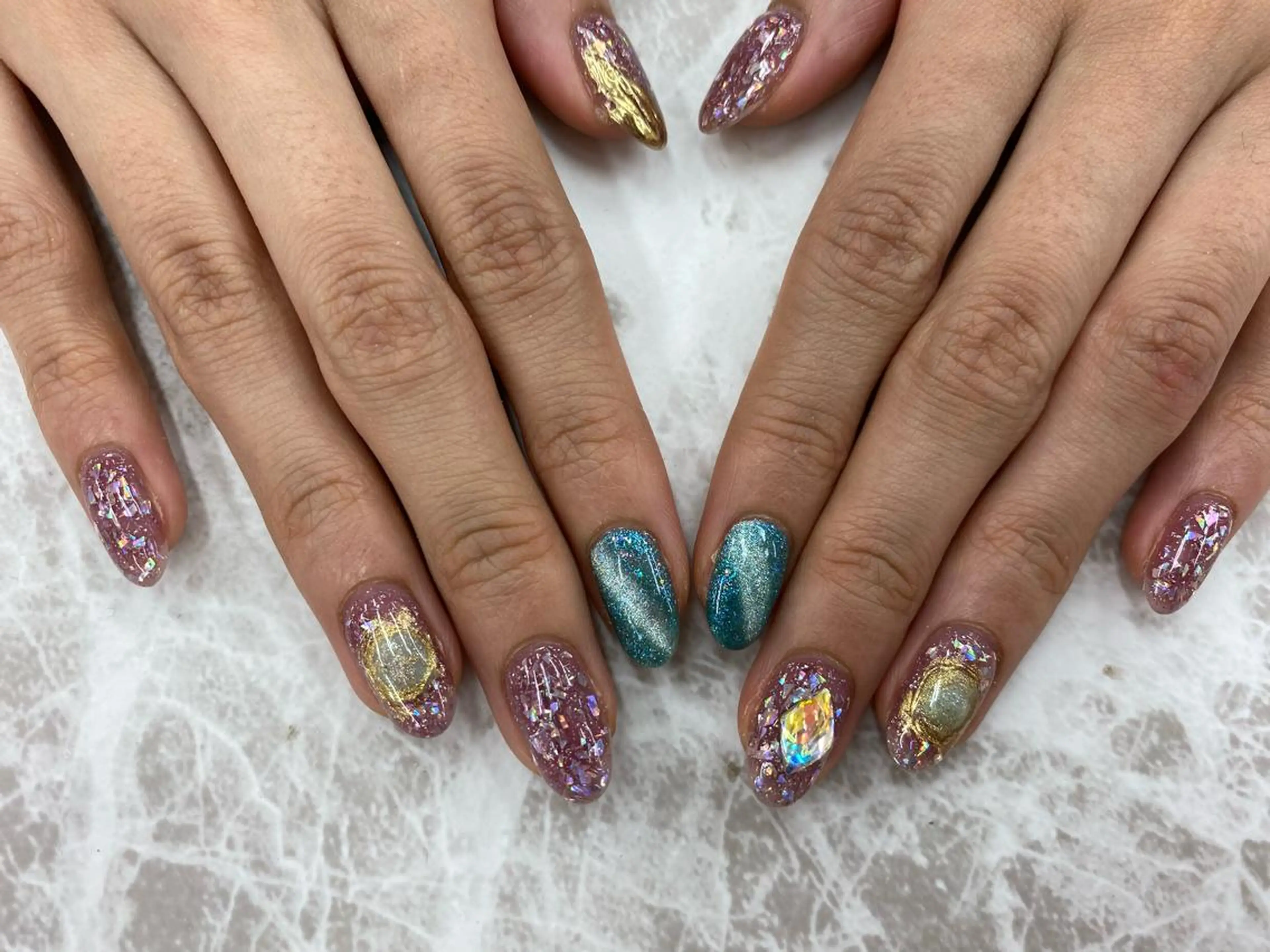 〔初回オフ無料〕大人気マグネットネイル🧲　【パラジェル/バイオジェル】立川の写真