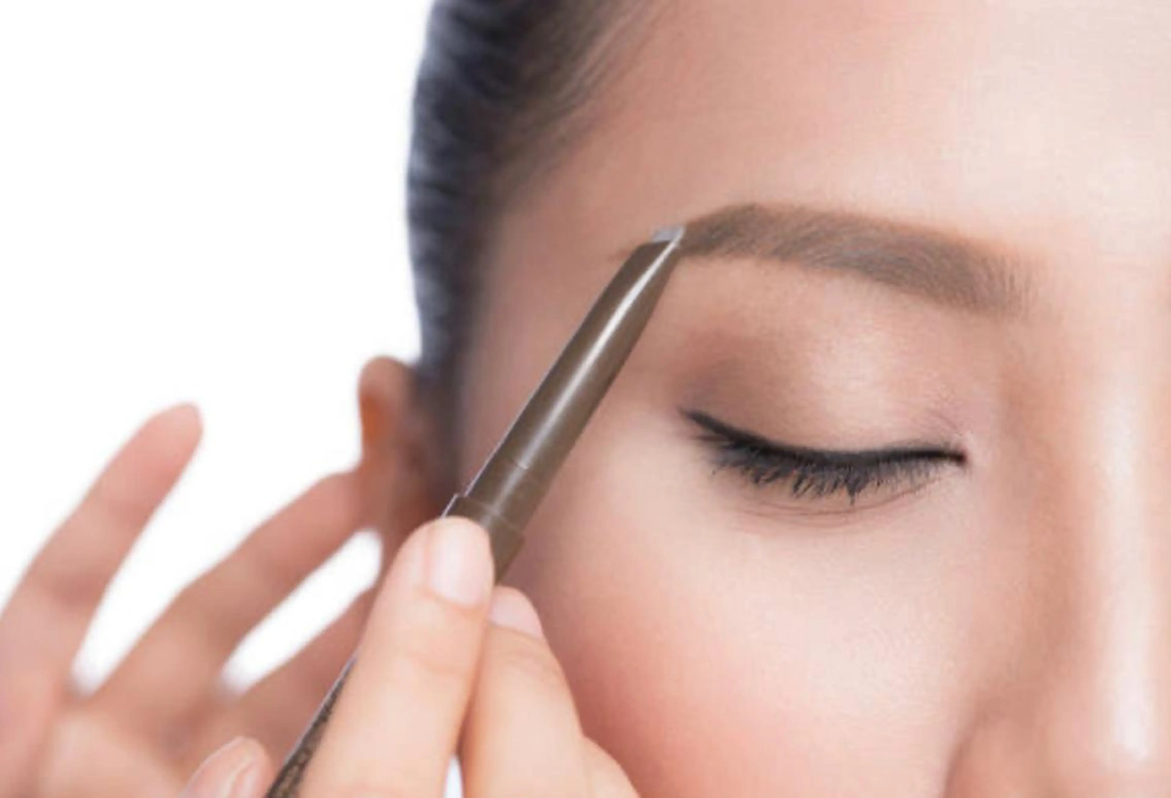 《新規の方》アイブロウ黄金比計測・wax脱毛・ティントの写真