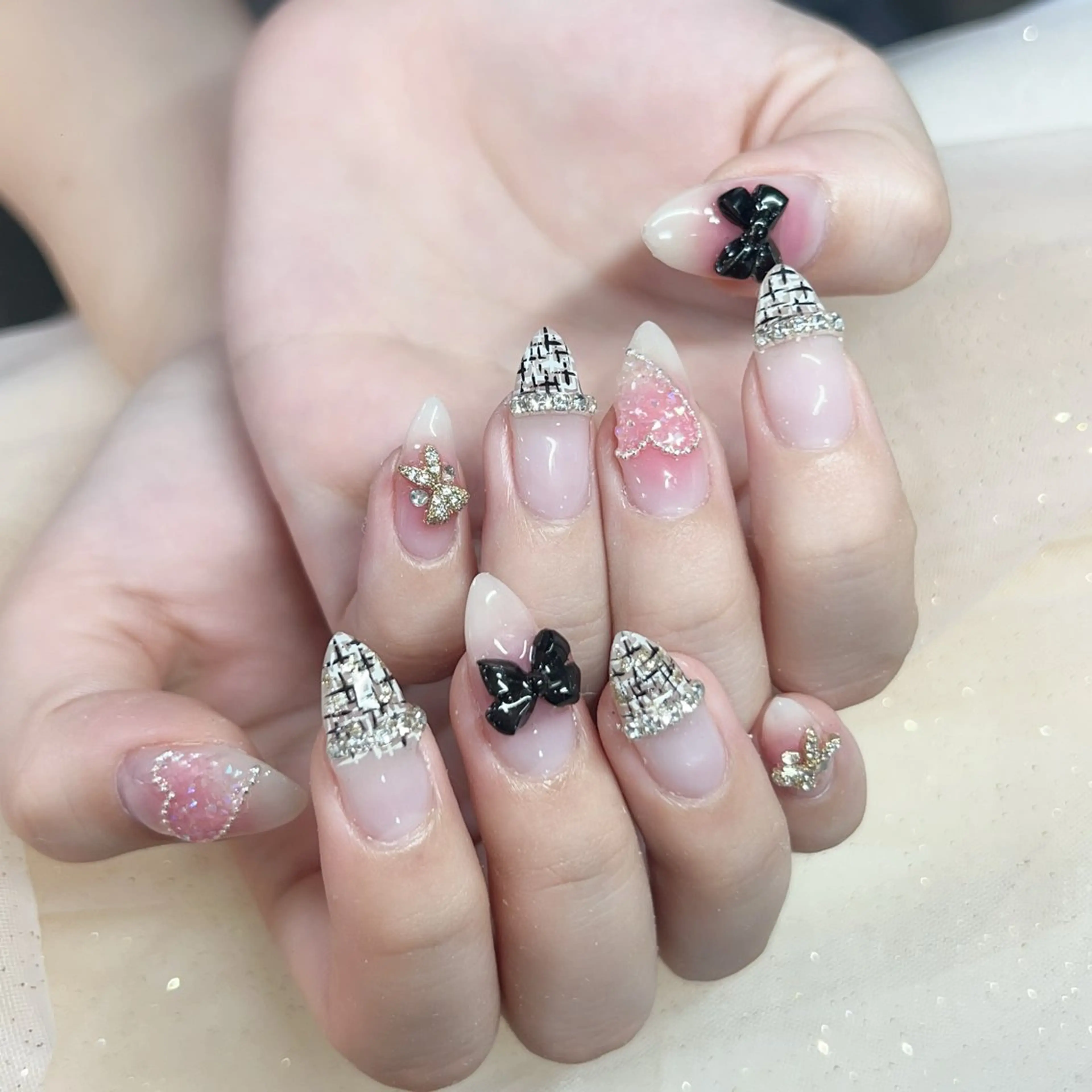 ネイル ボルドー フレンチネイル 韓国ネイル マグネットネイル ニュアンスネイル Mika nail salon 鶯谷のネイルデザイン