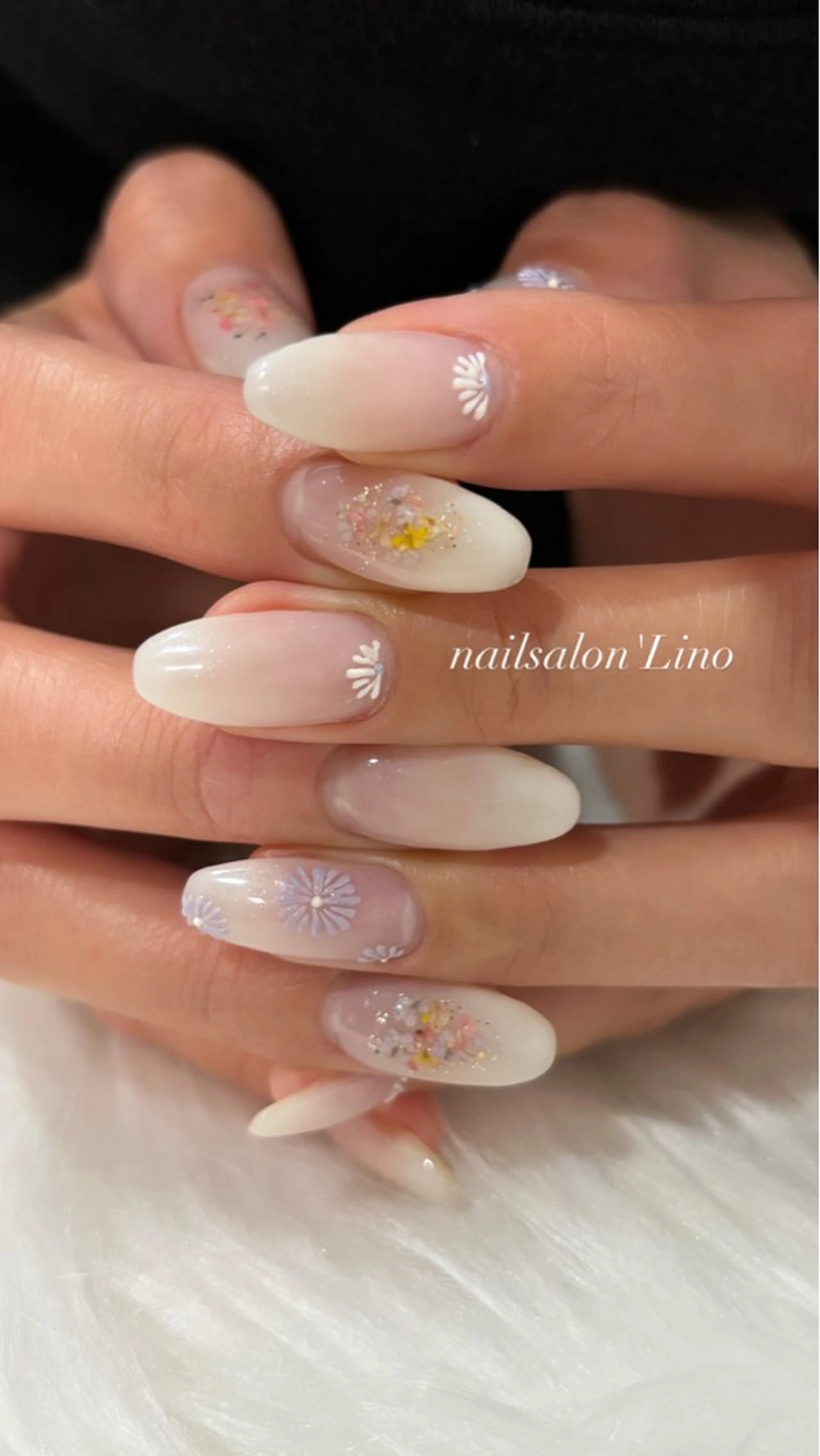 ネイル アートネイル グラデーション Lino𓂃⟡.· Chizuruのネイルデザイン