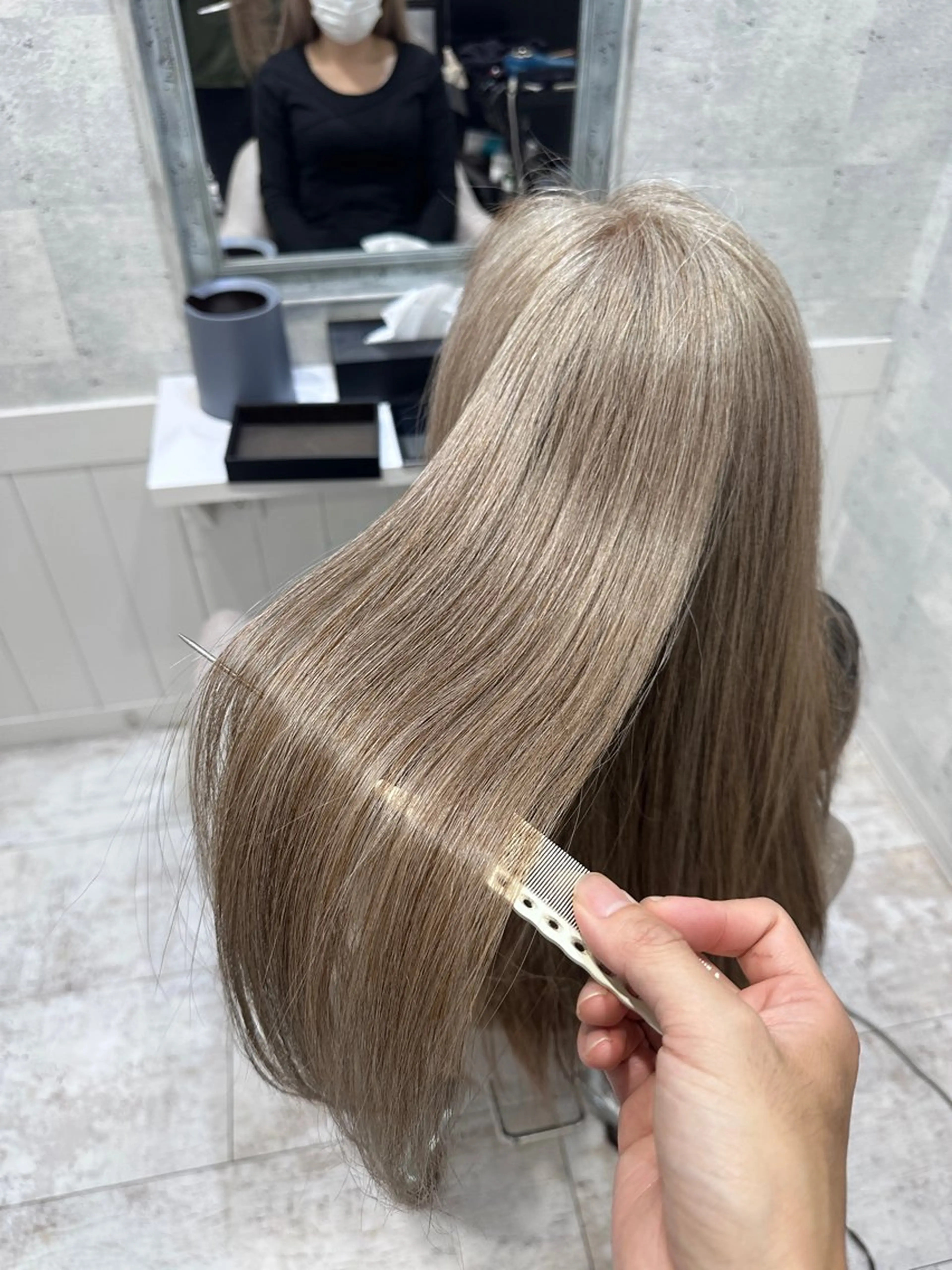 ロング カラー カット ヘアカラー トリートメント 西山 将太のヘアスタイル