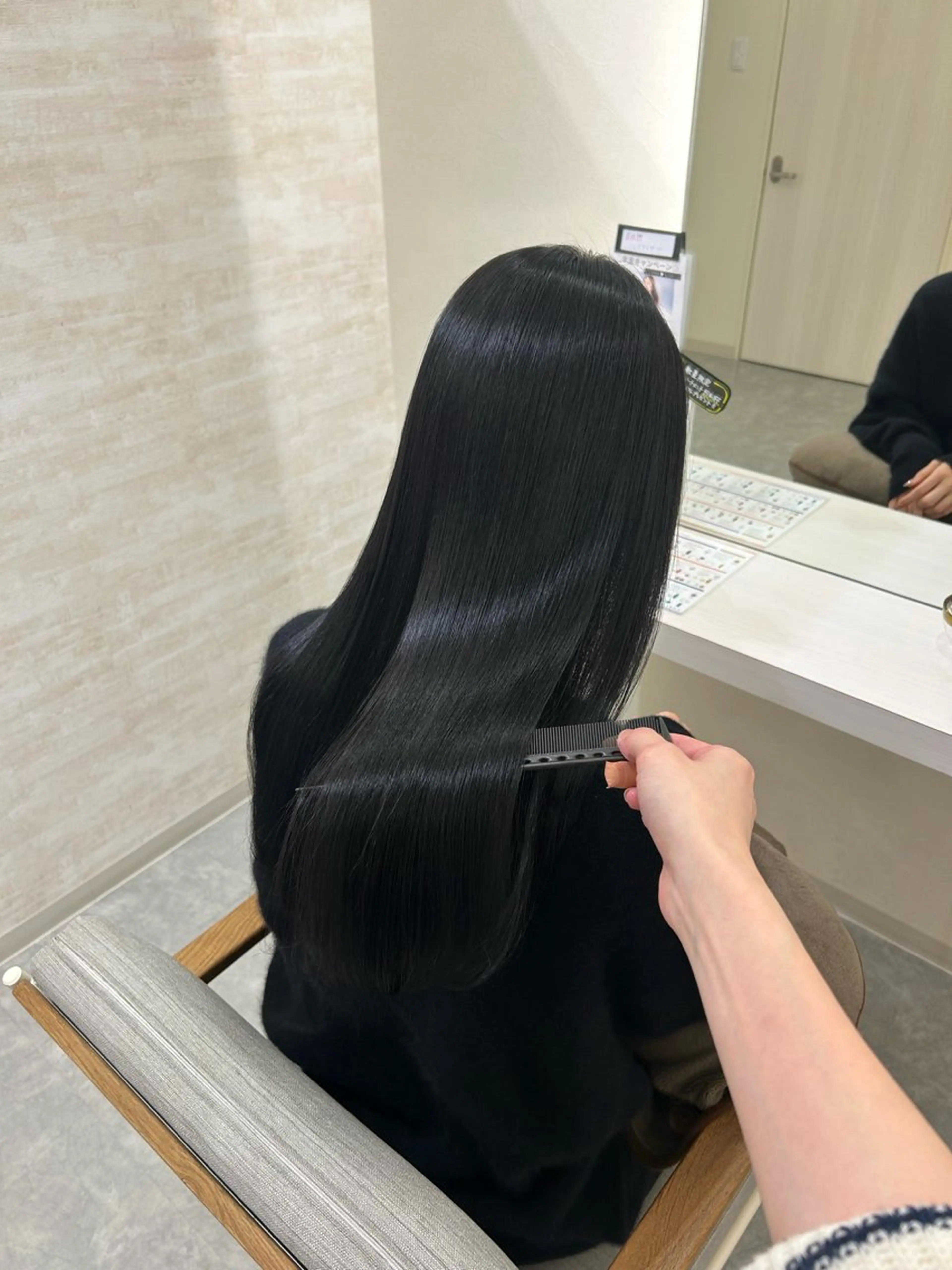 ロング カラー 黒髪 透明感カラー 学生 髪質改善 縮毛矯正 カット 縮毛矯正 トリートメント 髪質改善&ヘアケア /菊池琉那のヘアスタイル