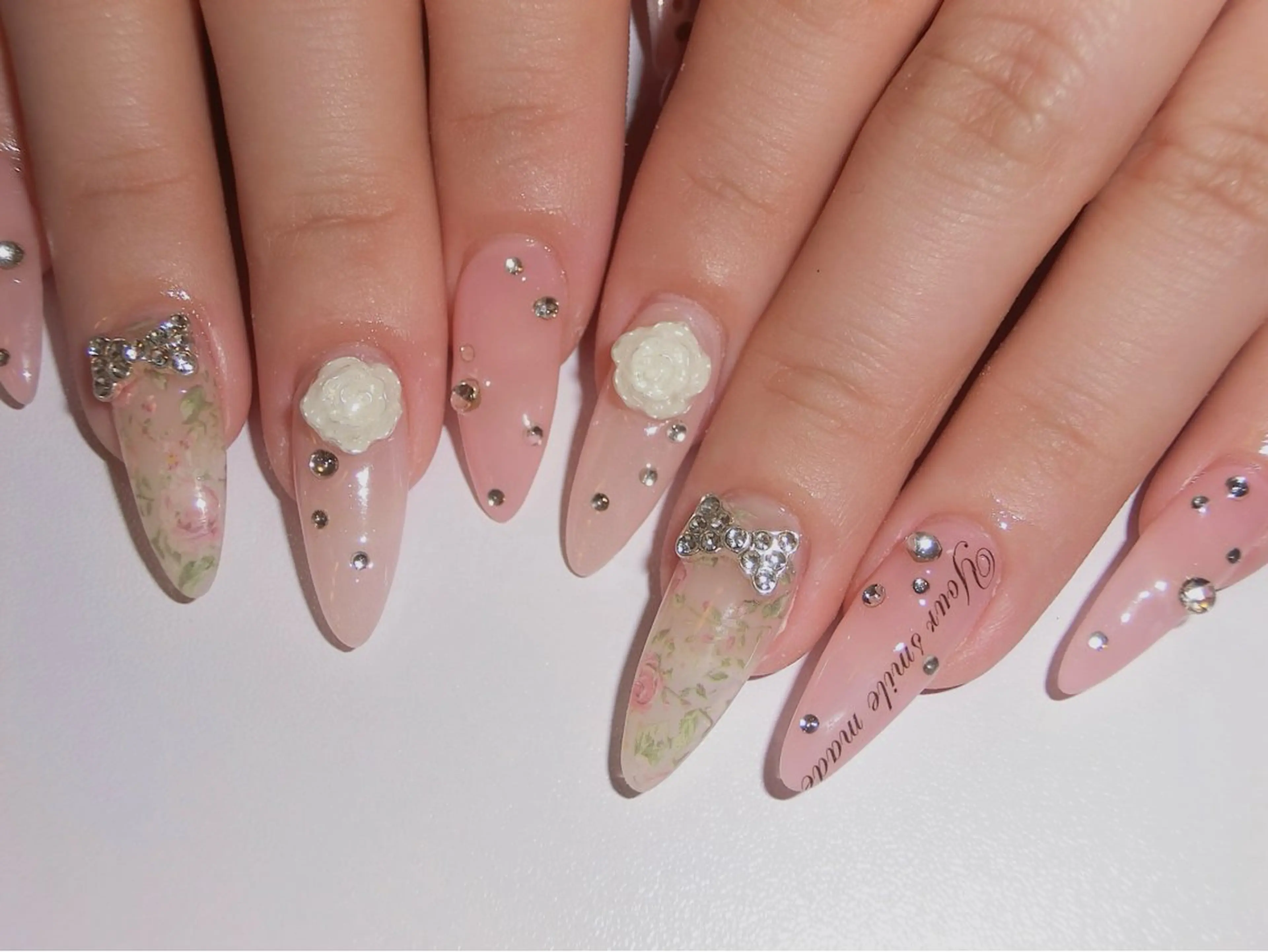 ネイル ハンドネイル ri nのネイルデザイン