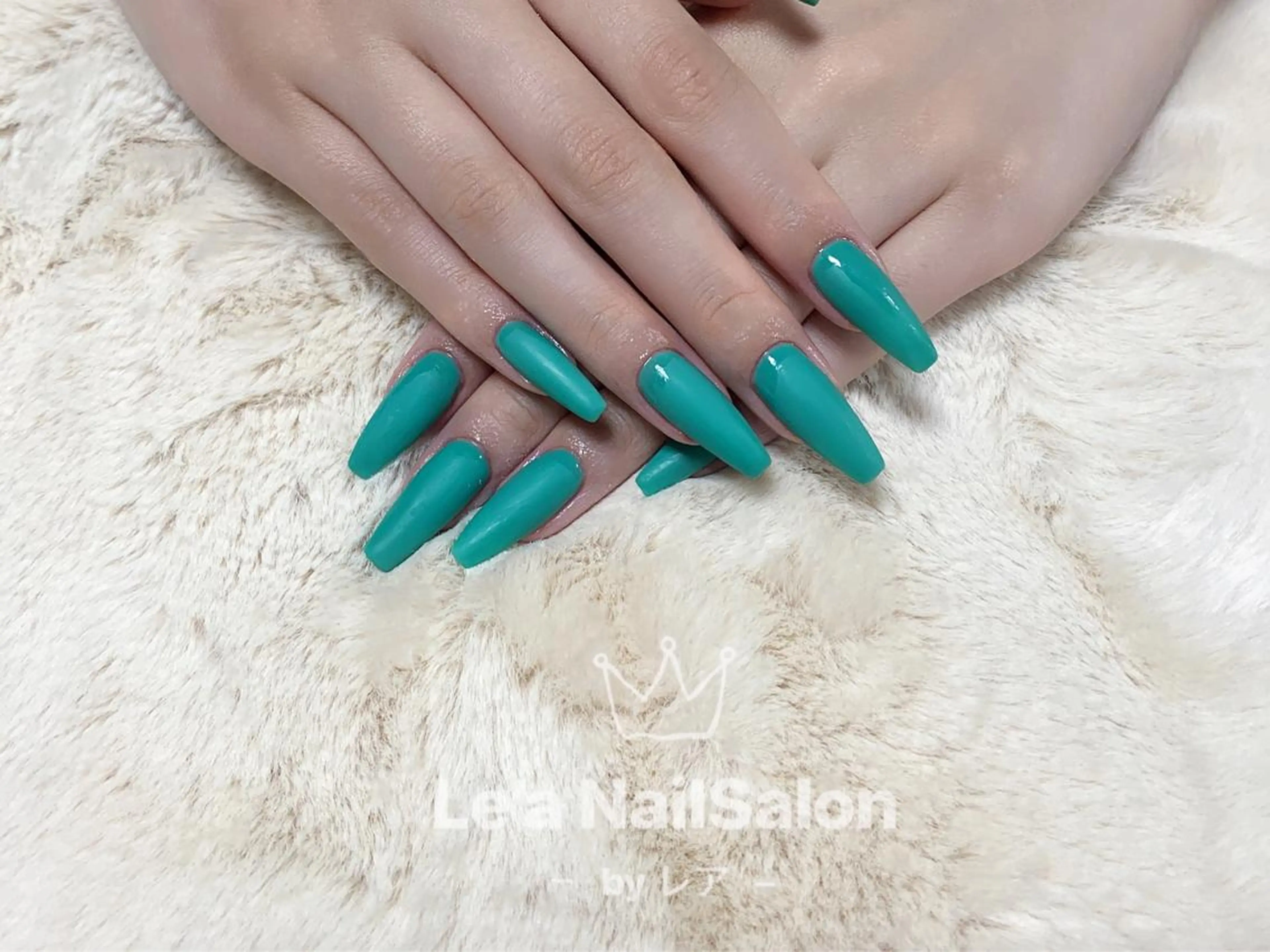 ロング カラー ネイル Le’a NailSalonのネイルデザイン