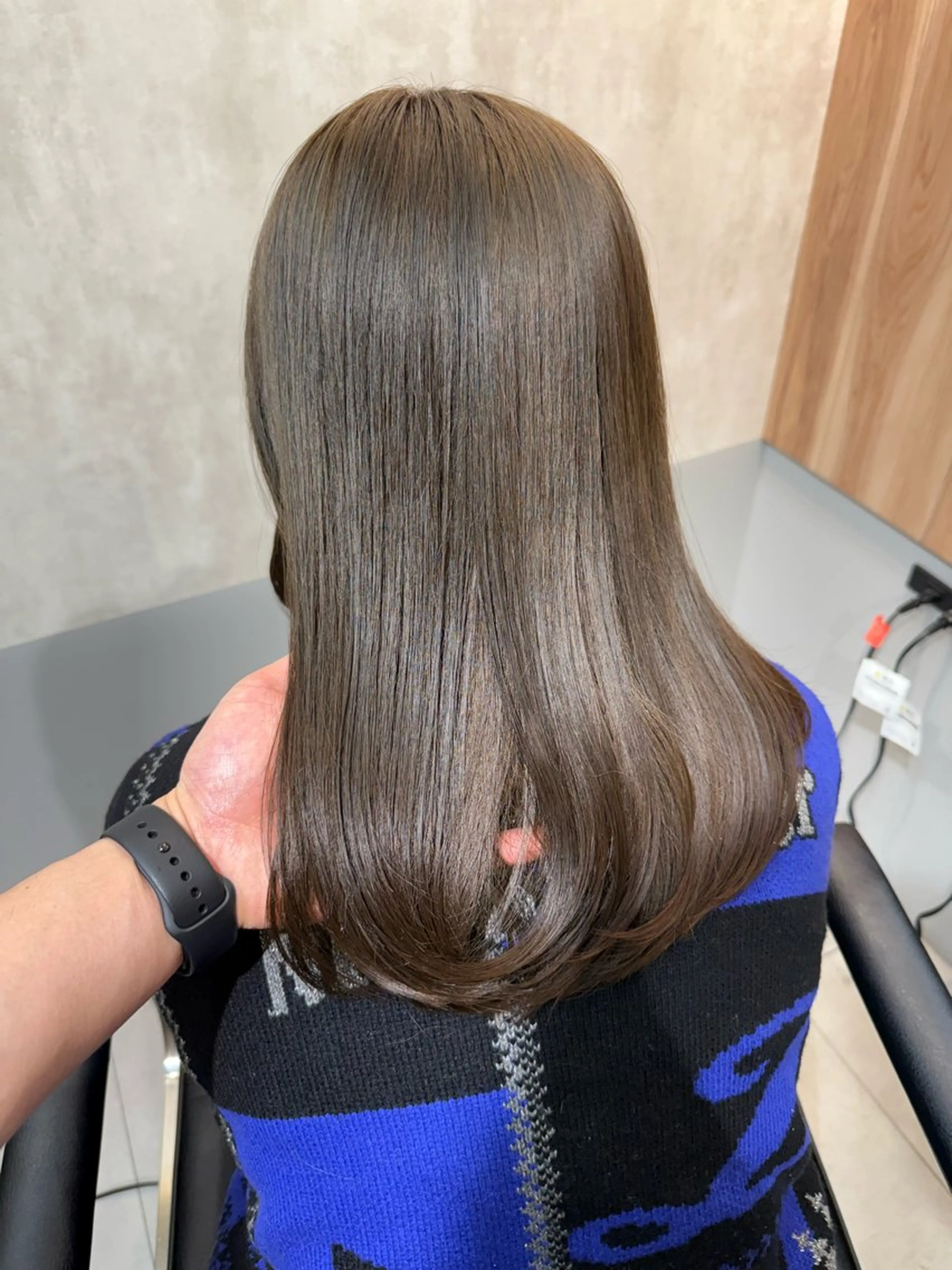 セミロング カラー 透明感カラー カット ヘアカラー 神戸ボブ✂️ ioe三宮/田 伸佳のヘアスタイル