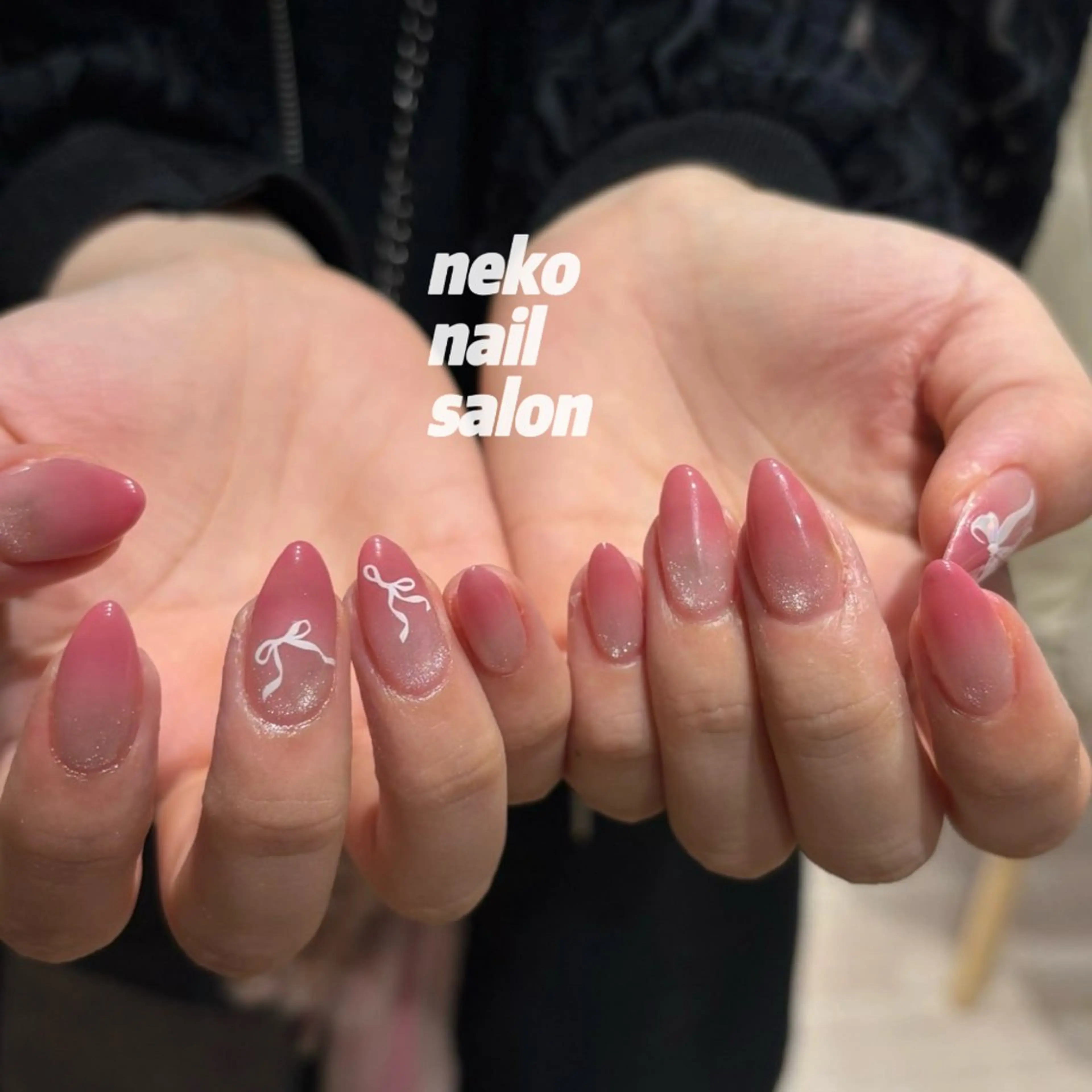 ネイル キラキラネイル マグネットネイル ワンホンネイル ハンドネイル neko nailのネイルデザイン