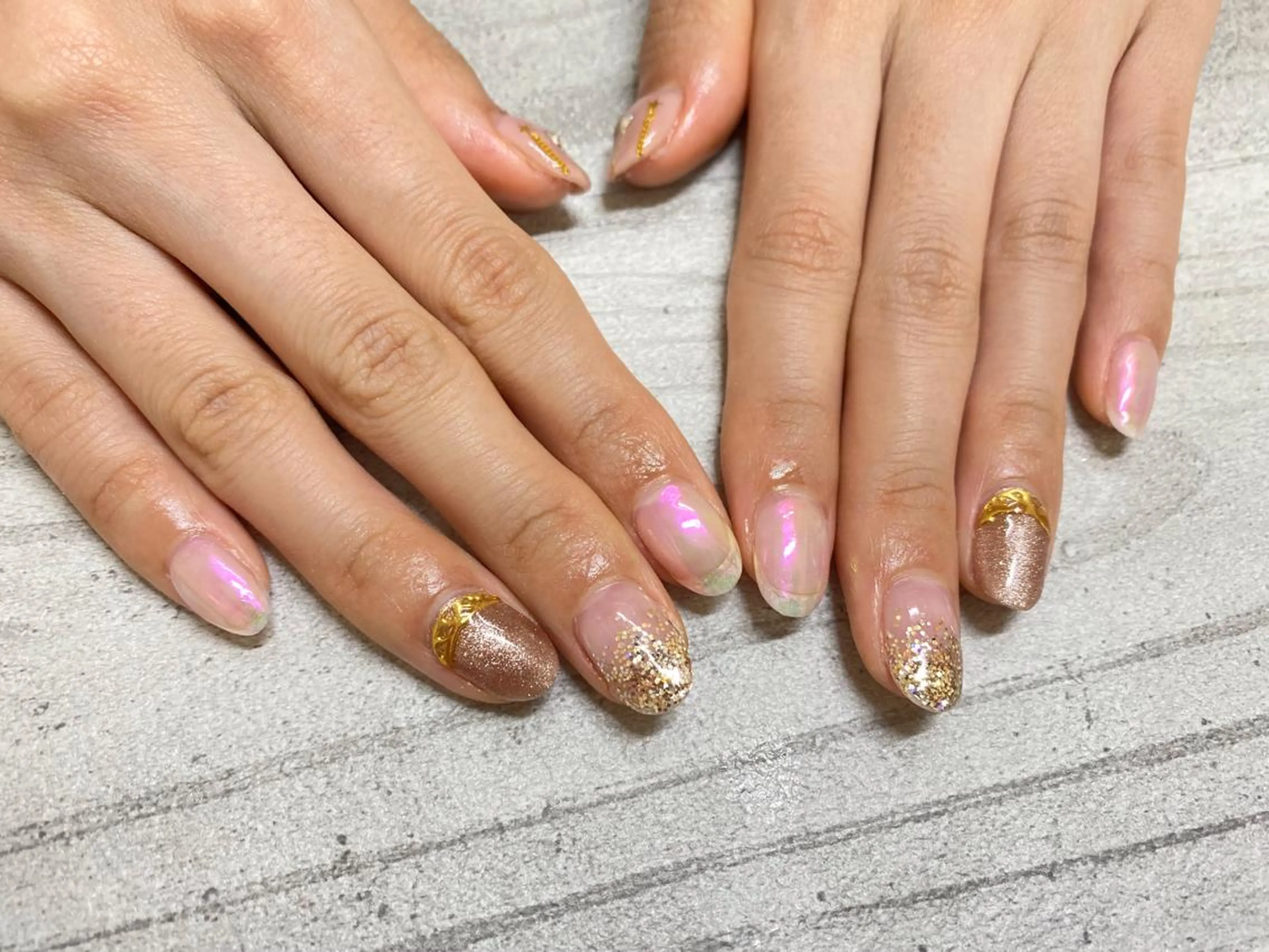 ネイル mogunail &blowのネイルデザイン