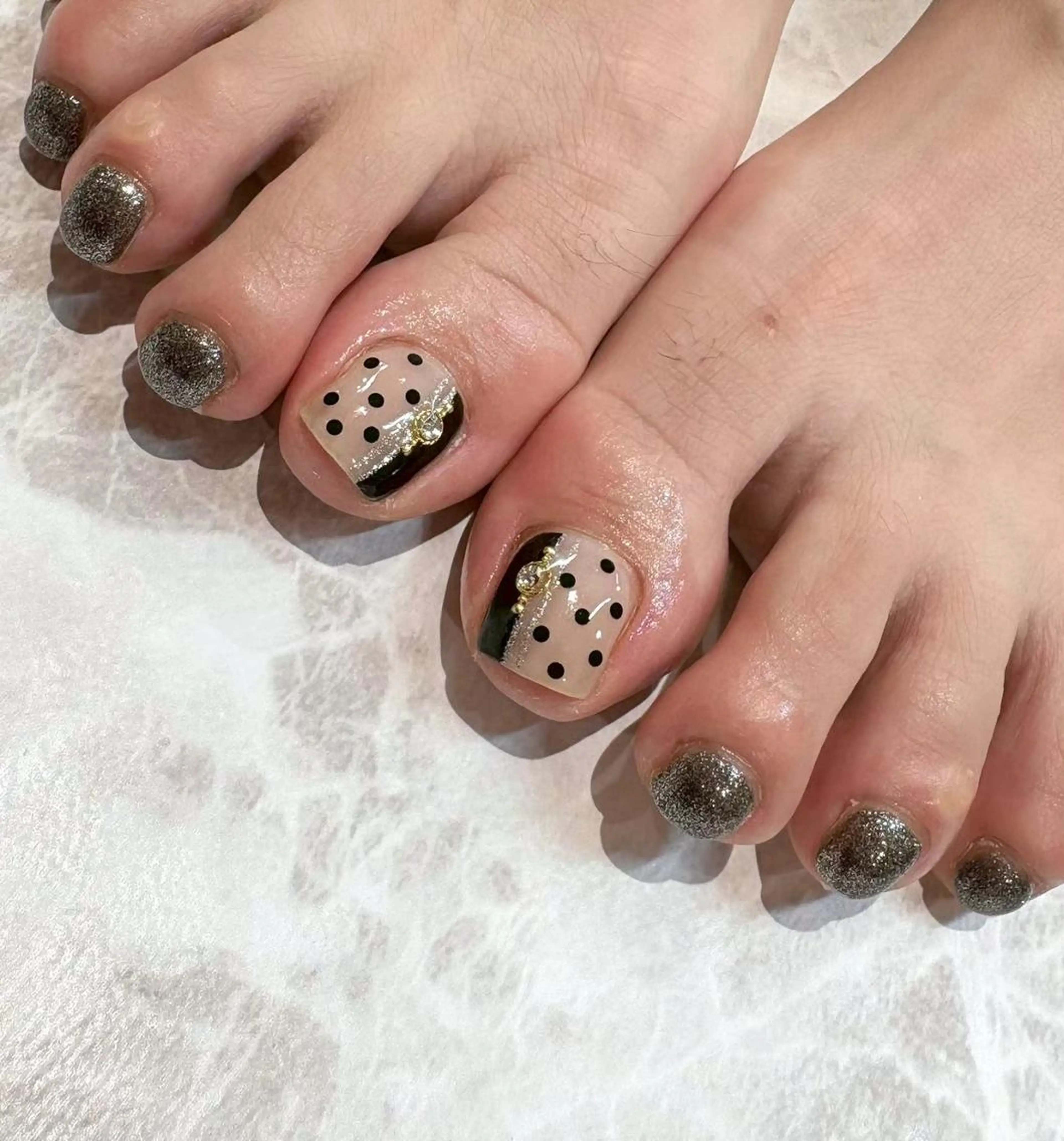 ネイル 志形 彩音のネイルデザイン