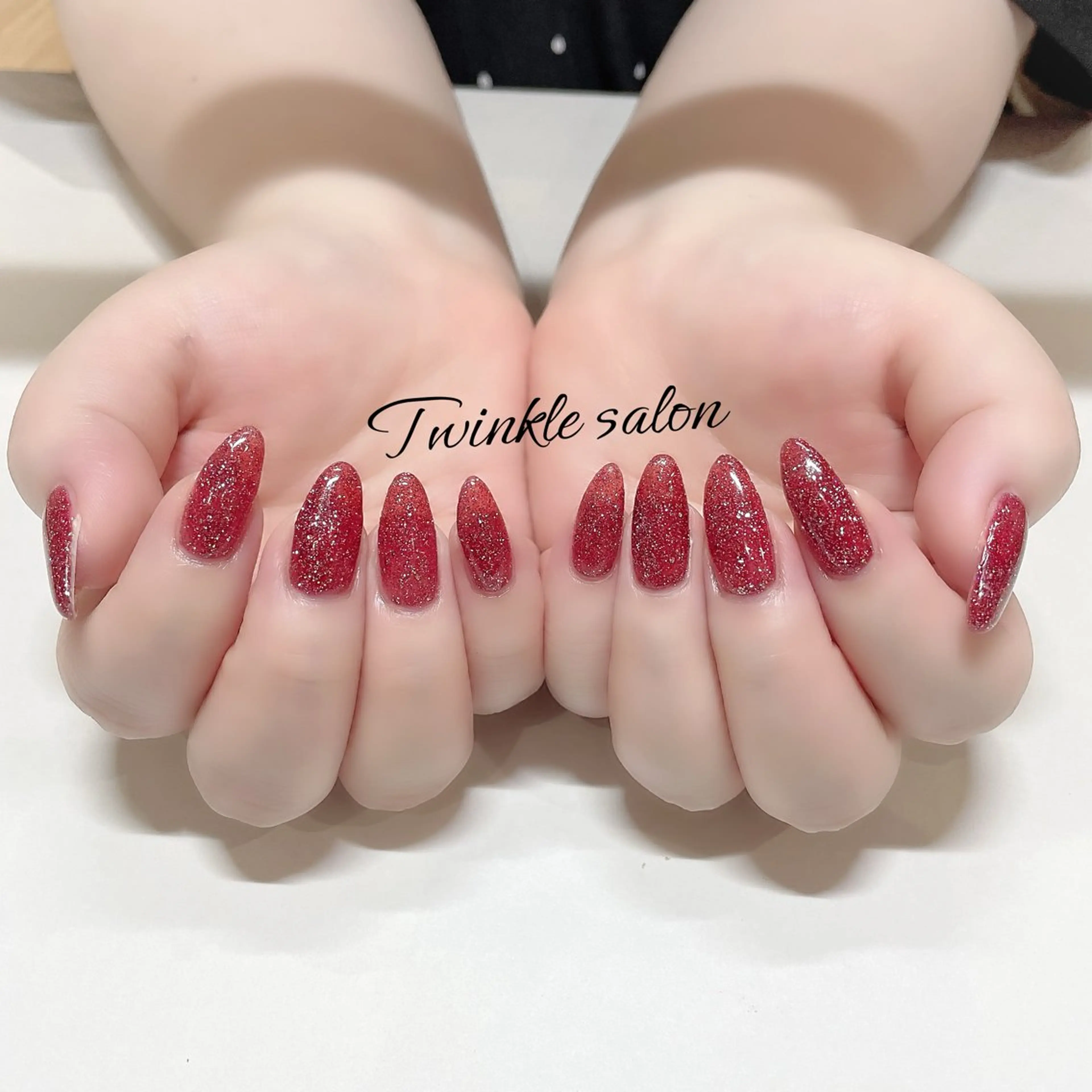 ネイル ハンドネイル 中井 綾香の眉毛・アイブロウイメージ