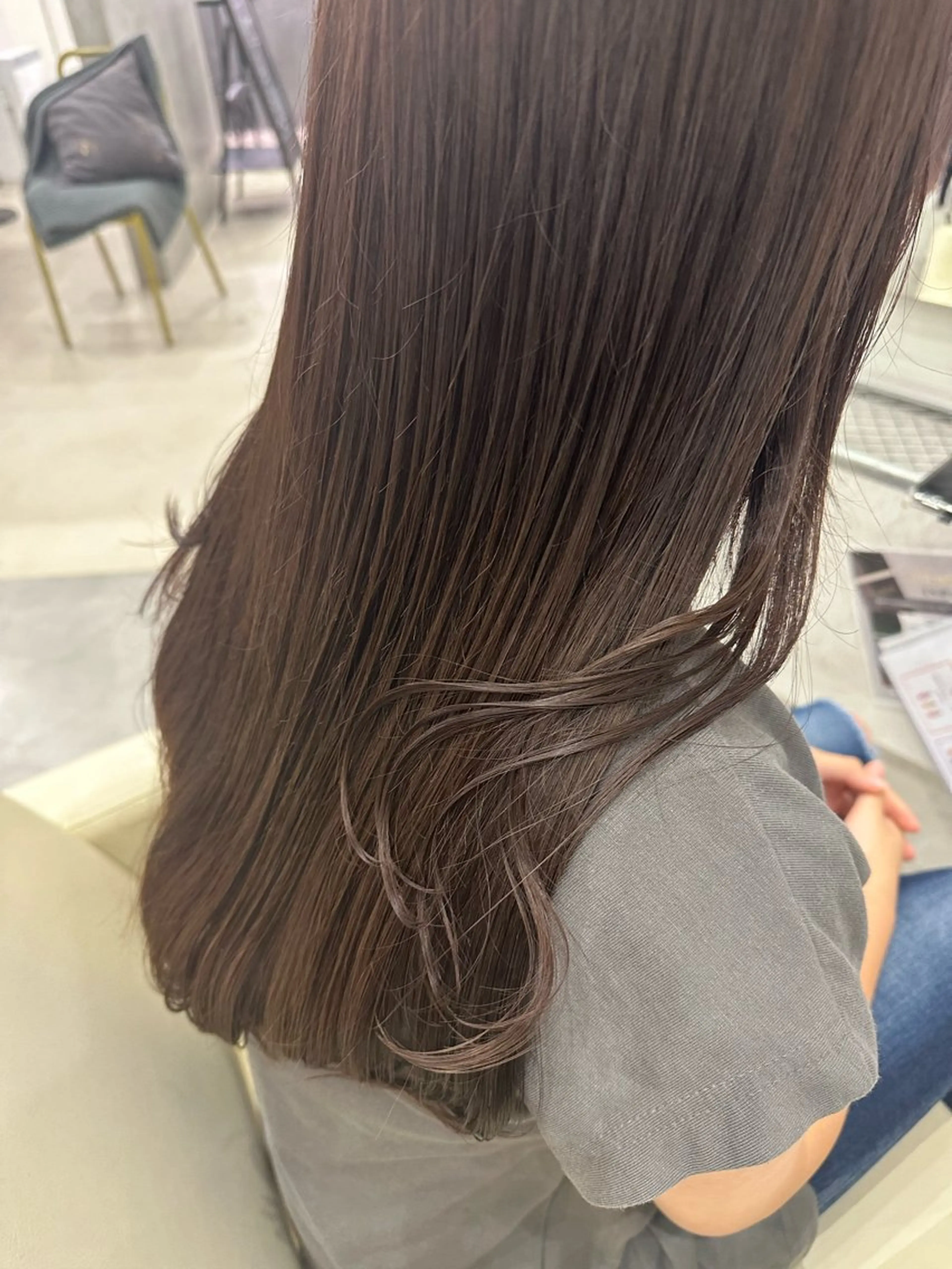 ロング カラー さあや 【透け感/艶感】のヘアスタイル