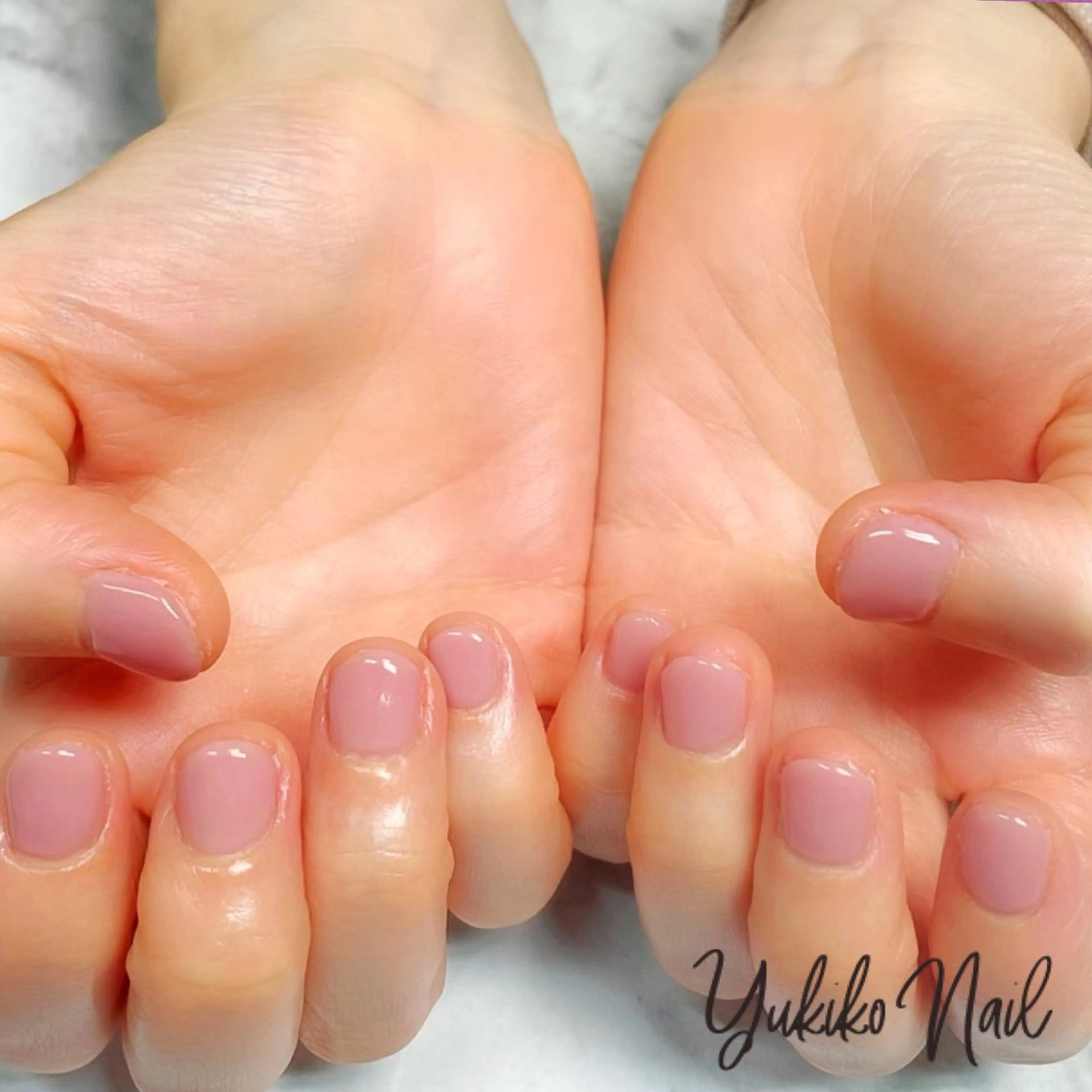 ネイル オフィスネイル ワンカラーネイル ピンク シンプルネイル ハンドネイル ユキコ ネイルのネイルデザイン