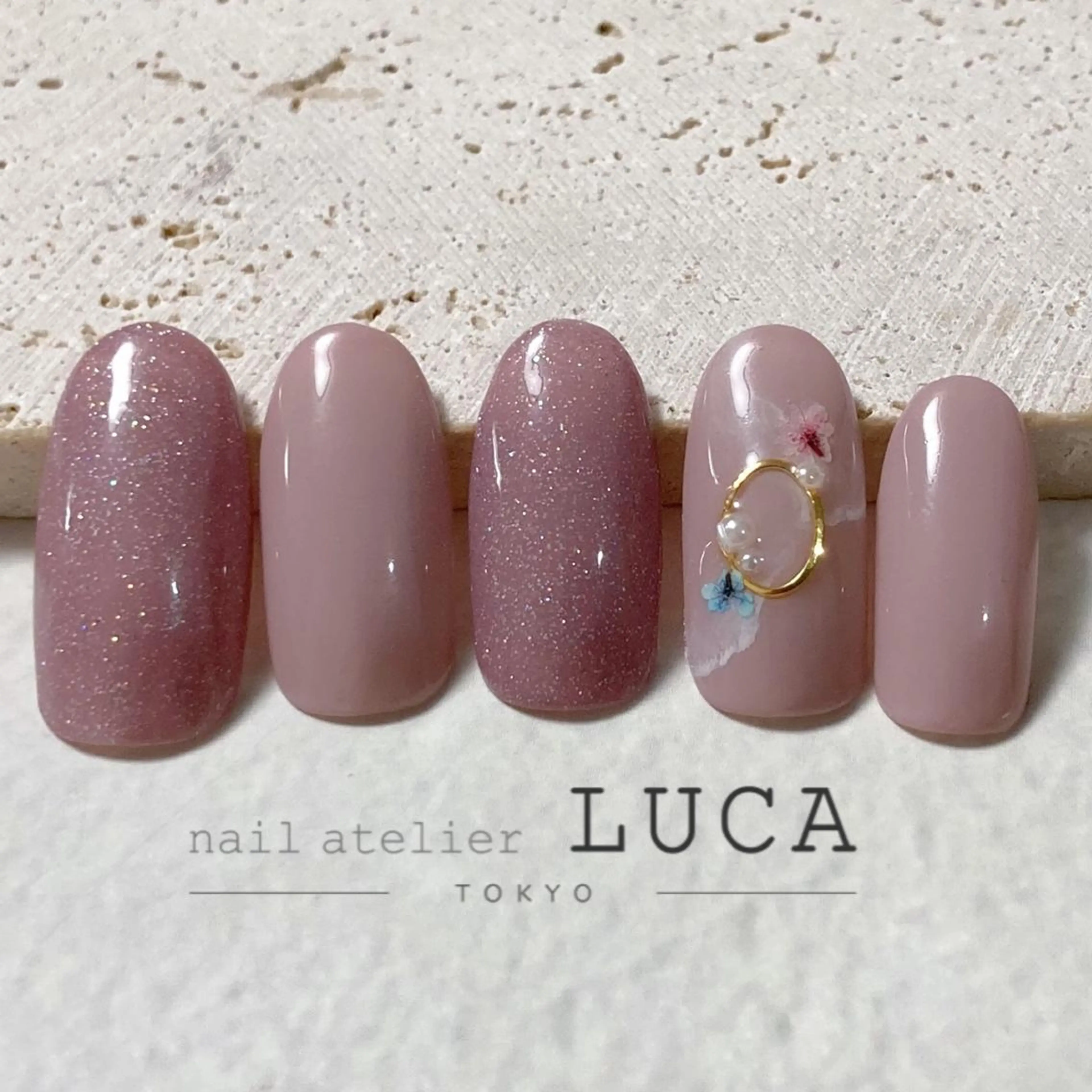 ネイル アートネイル オーロラネイル クリアネイル 長さ出し フットネイル ハンドネイル ネイルアトリエルカ スタッフのネイルデザイン