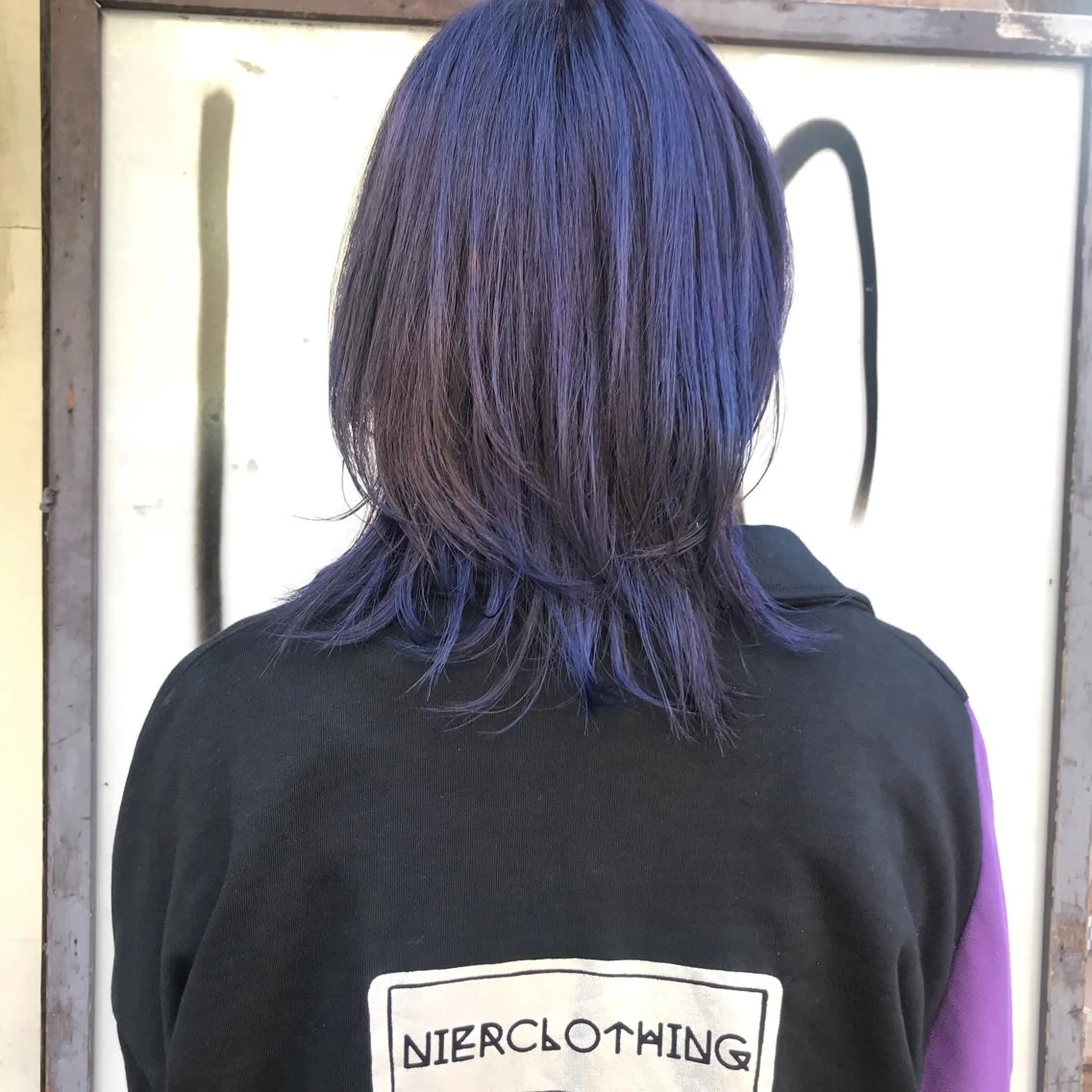 ミディアム カラー ラベンダーカラー ウルフカット ホワイト&レイヤーカ ットエクステ長畠俊輔のヘアスタイル