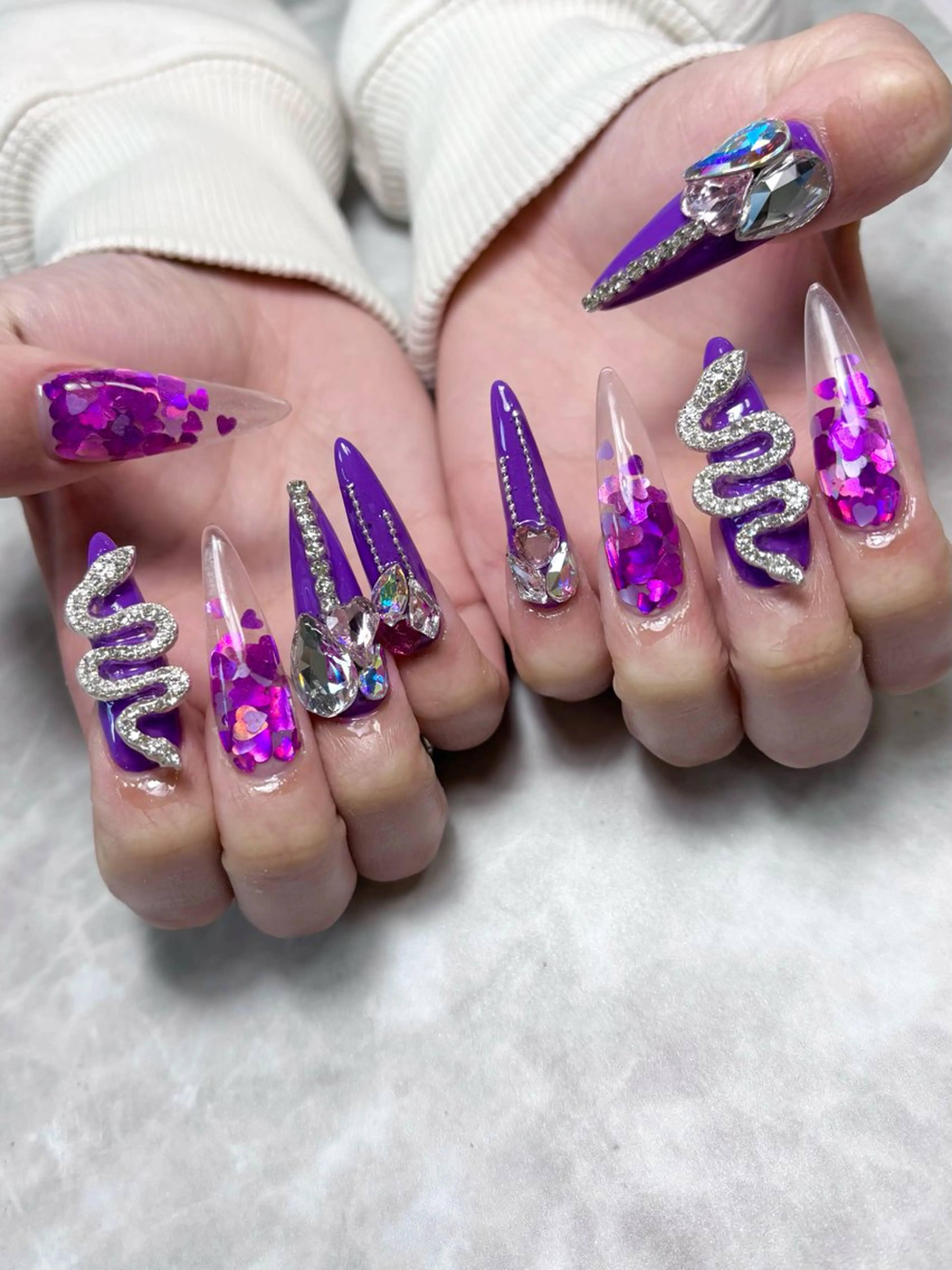 ネイル ロングネイル スカルプネイル Nailsalon E's cafeのネイルデザイン