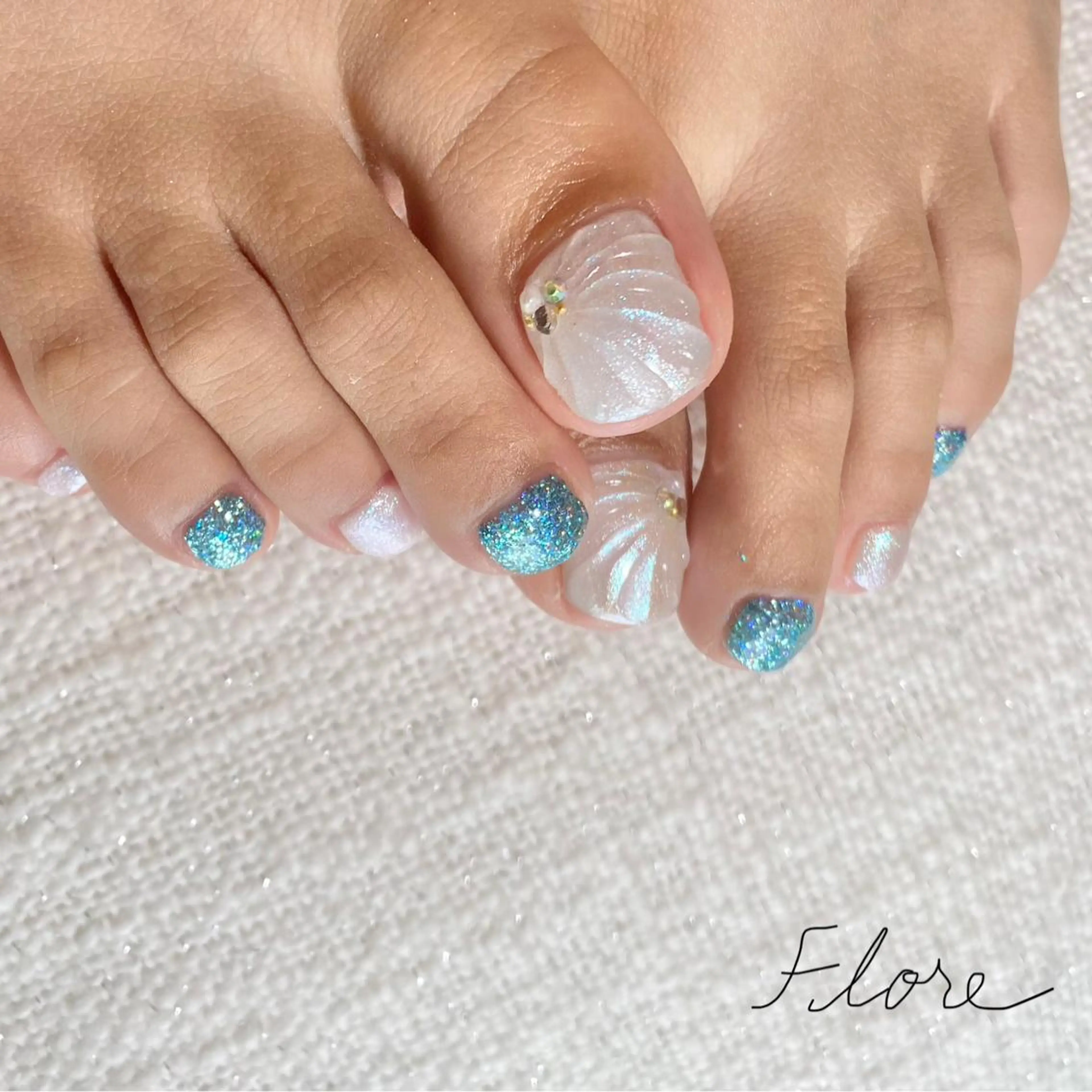 ネイル Flore (フロール)の眉毛・アイブロウイメージ