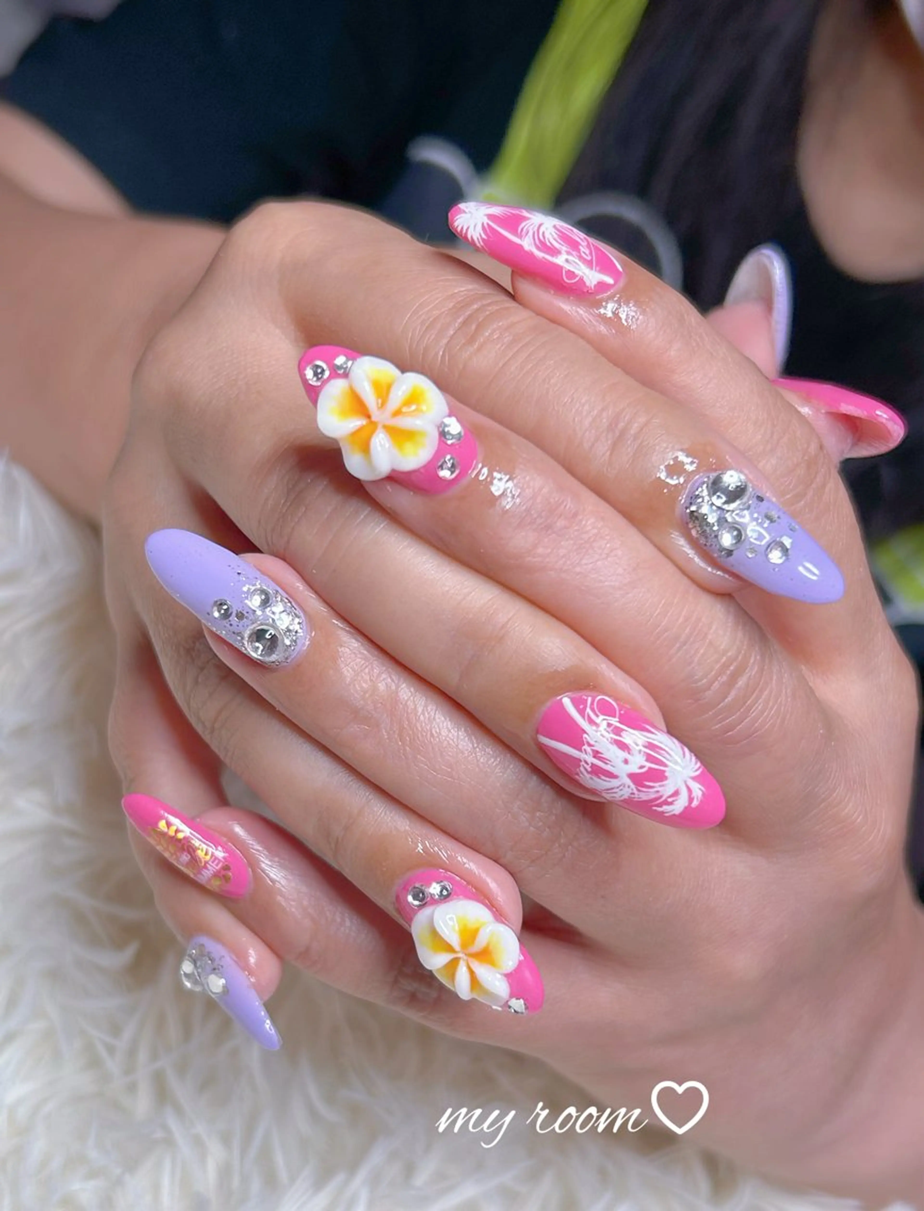 ネイル うるま市サロン Yuko Izawaのネイルデザイン