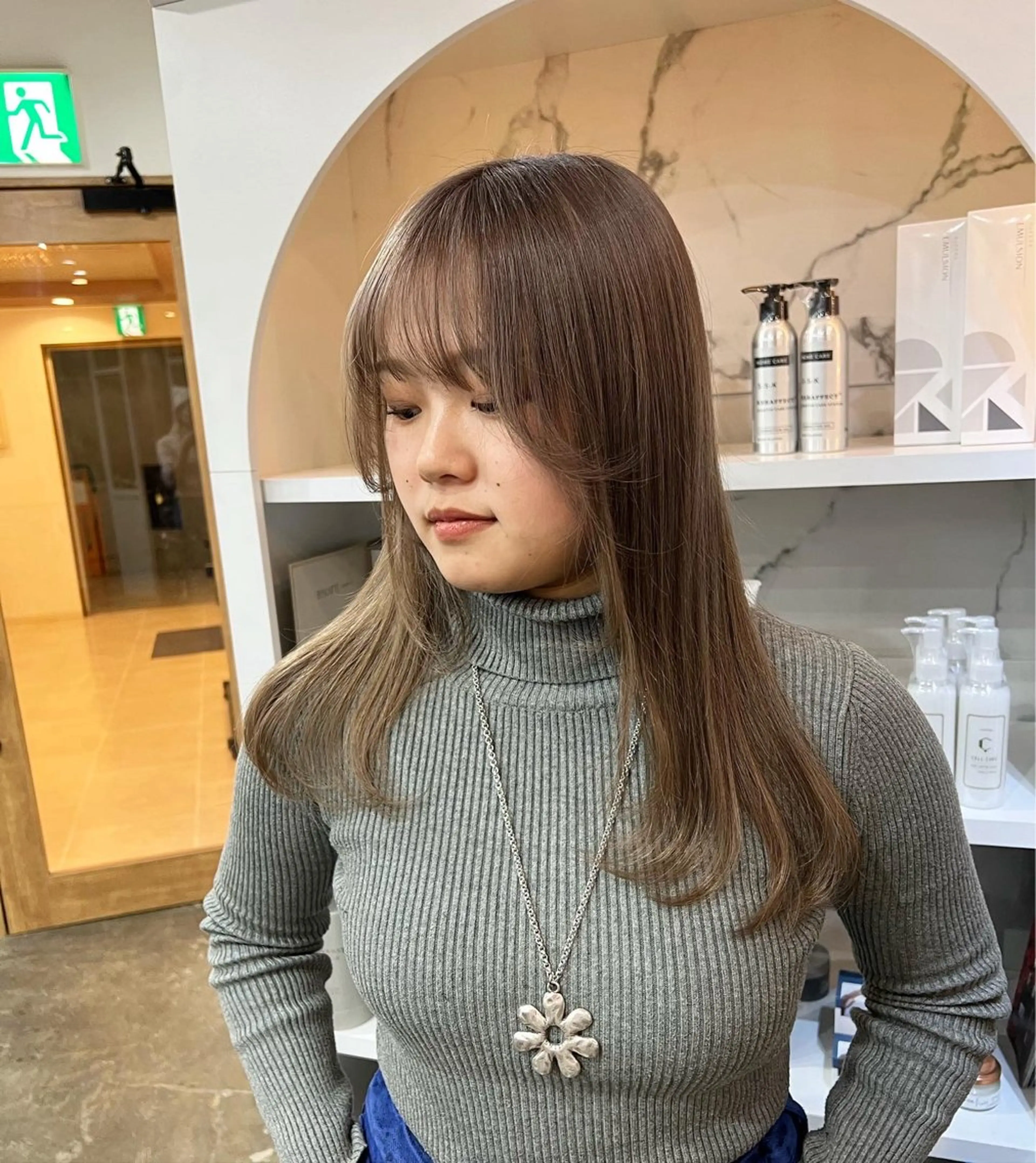 ミディアム いざわりお /梅田/ブリーチのヘアスタイル