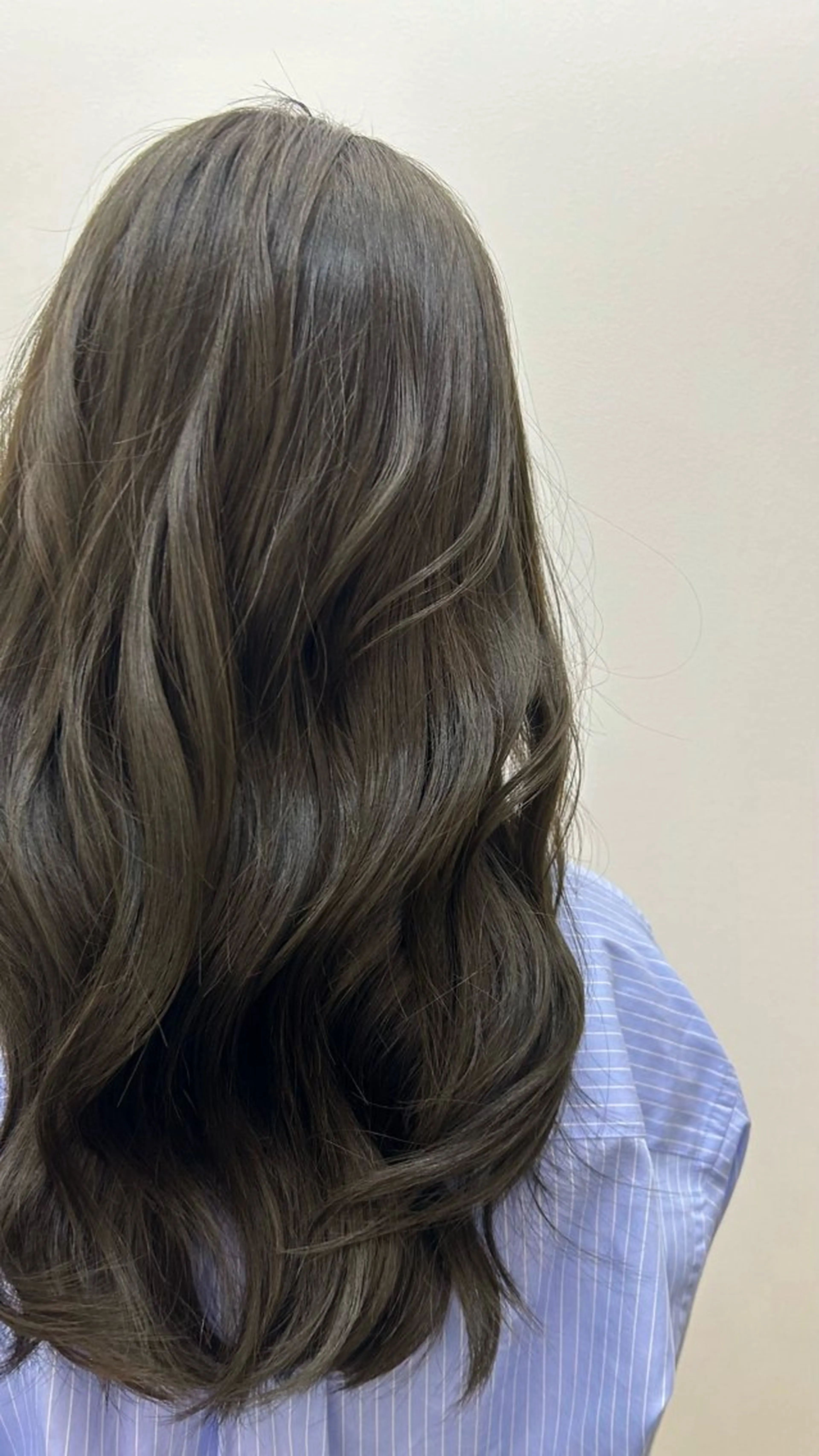 セミロング 理寛寺 さきののヘアスタイル