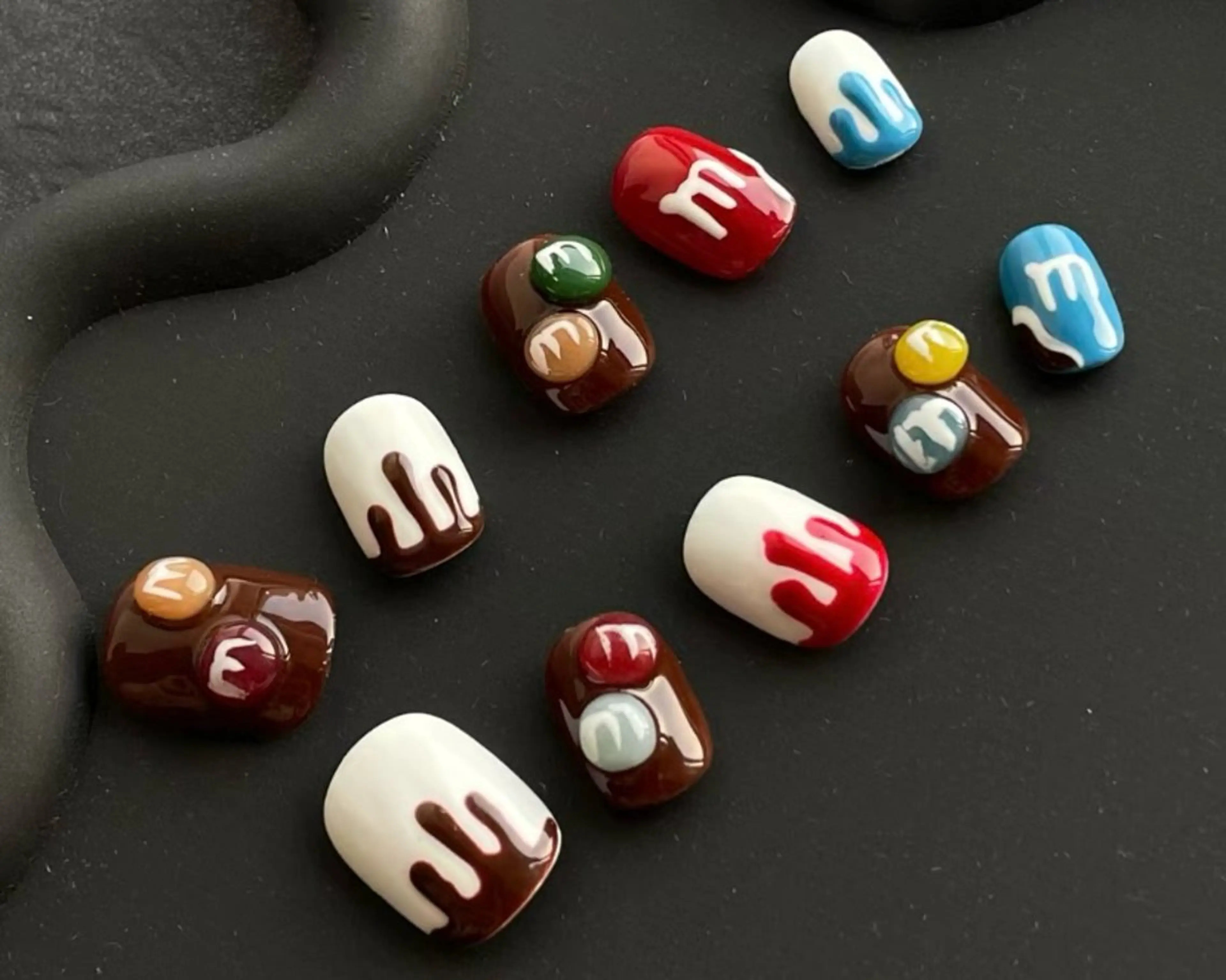 NEW OPEN特典◇初回オフ無料◇自爪ジェルお任せデザイン アート6本までの写真