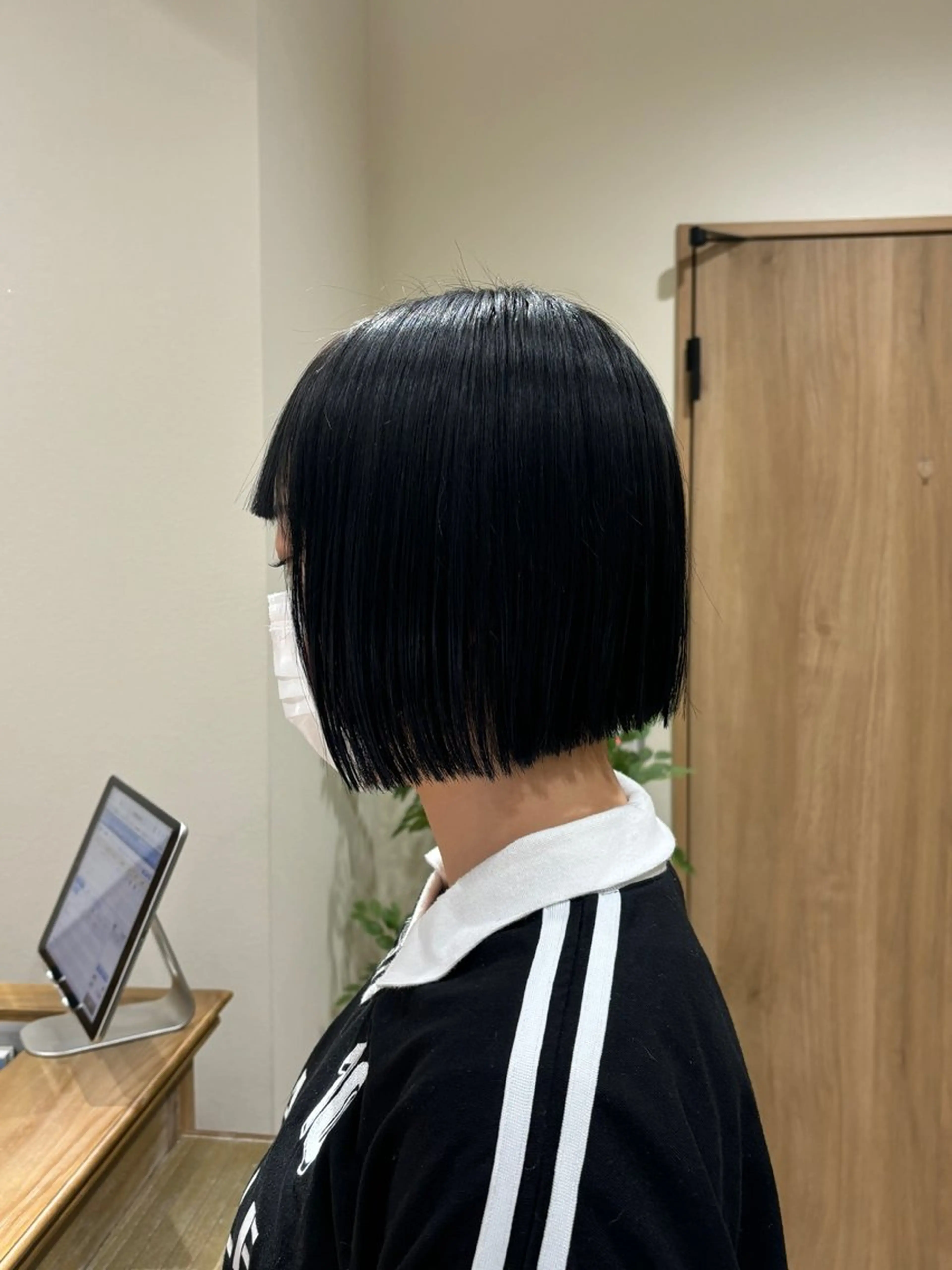 ショート カット ヘアカラー トリートメント ボブ/ブリーチなし艶 カラー🫧sHOMaのヘアスタイル