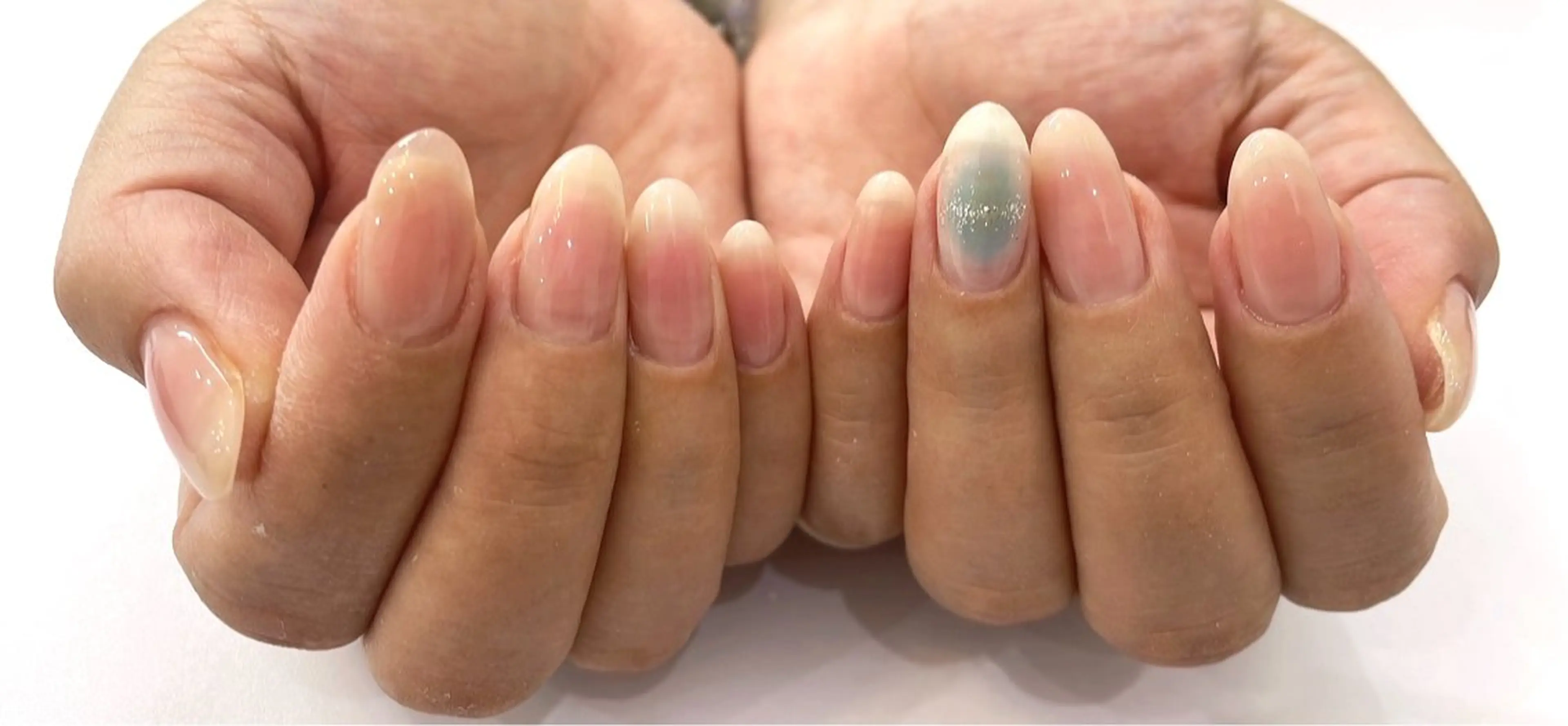 ネイル ハンドネイル REGINA (レジーナ)所属・REGINA ネイルまつげエステの眉毛・アイブロウイメージ