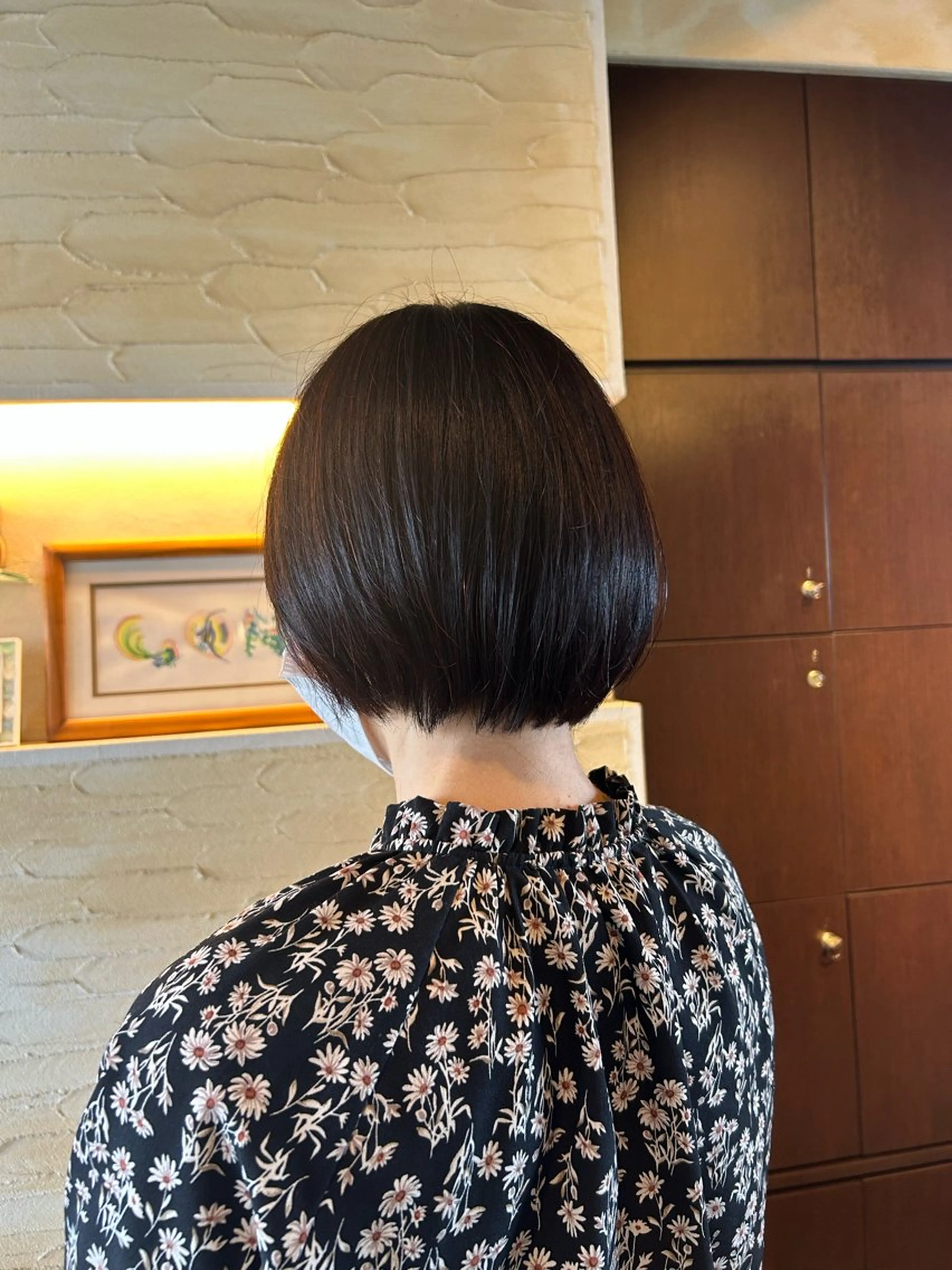 ショート 似合わせレイヤー/透 明感カラー/momiのヘアスタイル