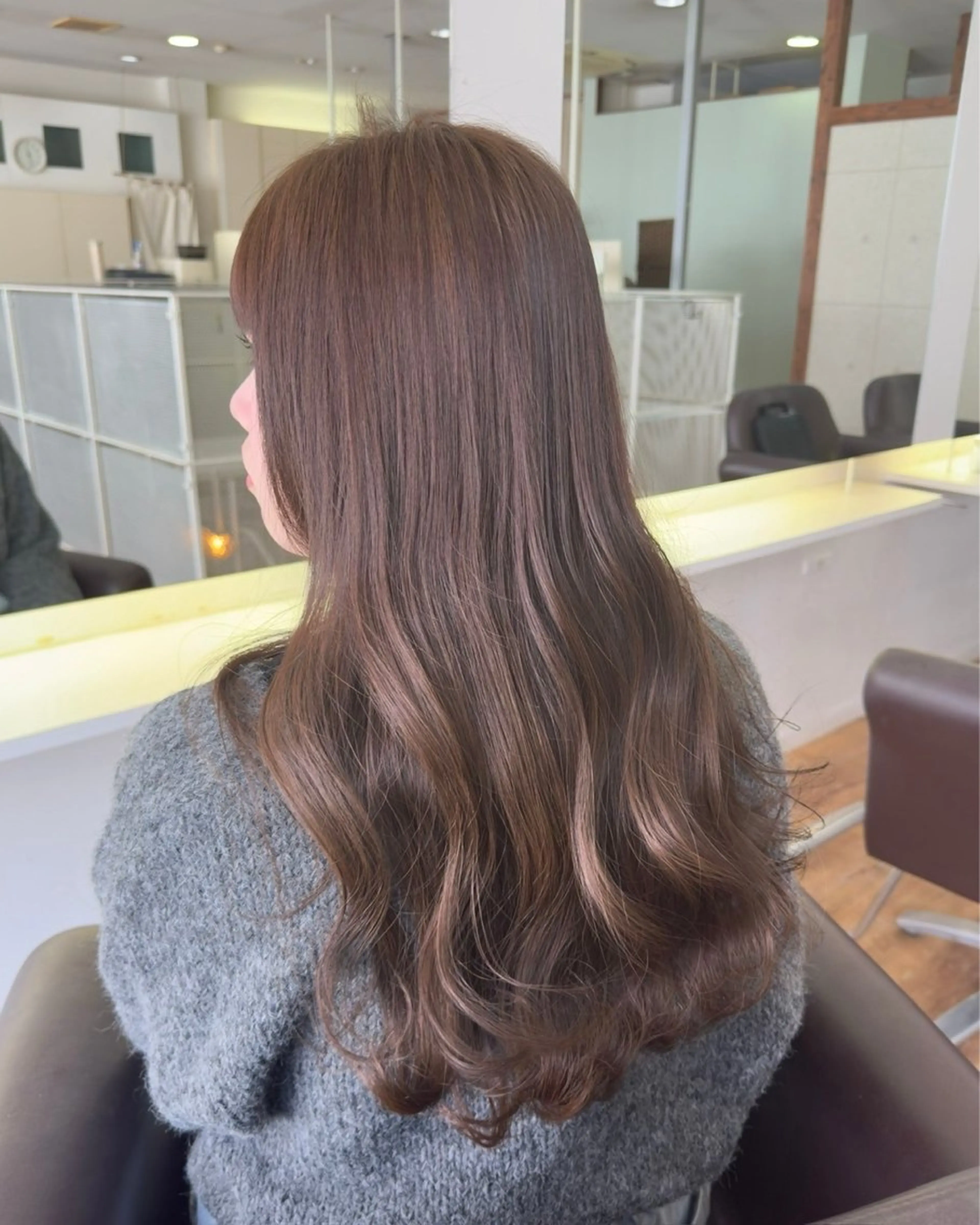 カラー ブラウンカラー ヘーゼル ヘアカラー トリートメント 石野 友唯のヘアスタイル