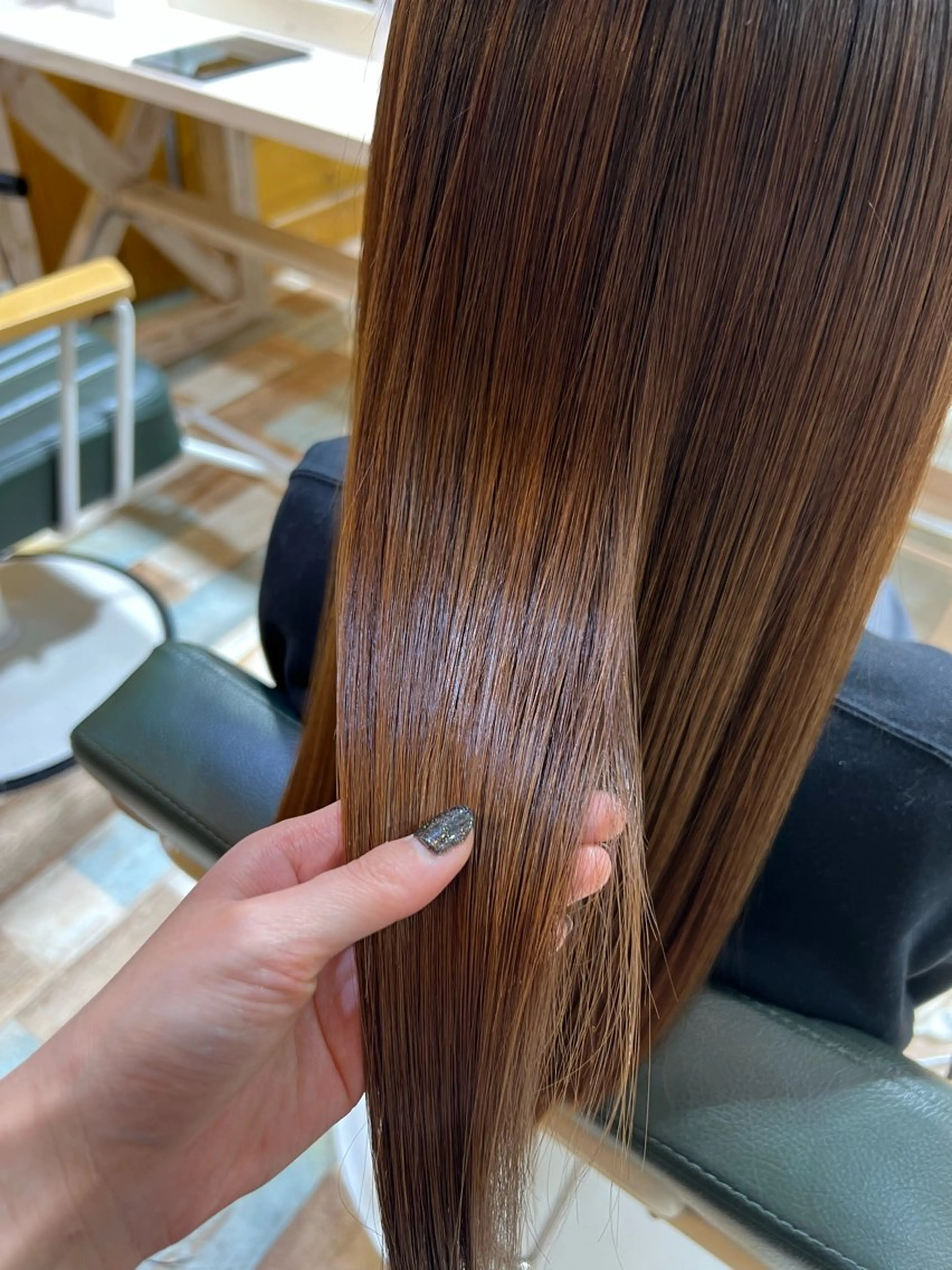 ロング カラー 透明感カラー イヤリングカラー ボブ 顔周りカット 髪質改善 KANA/ボブ/ インナーカラー/艶髪のヘアスタイル