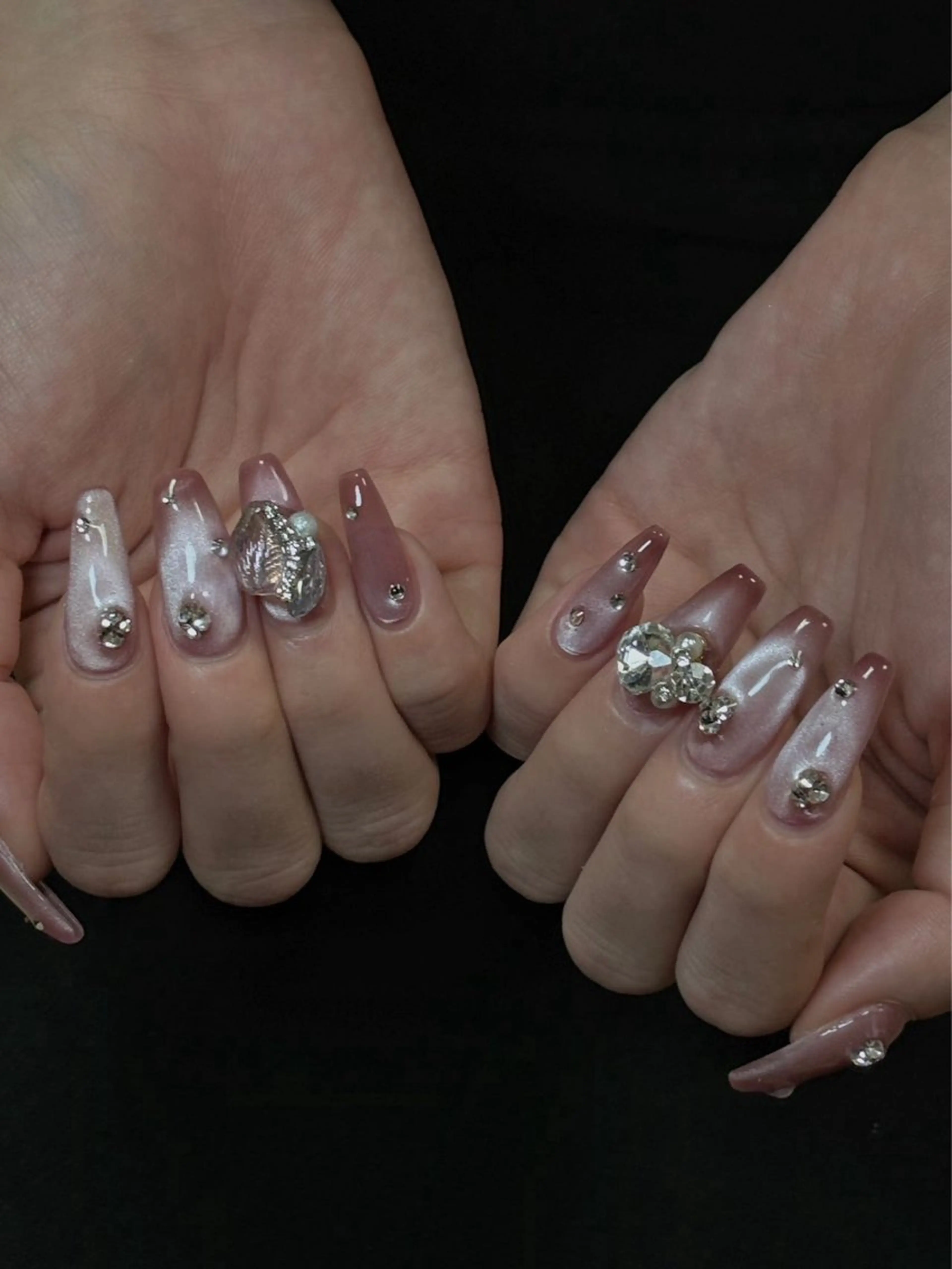 セミロング めぐみのネイルサロン スタッフ練習のネイルデザイン