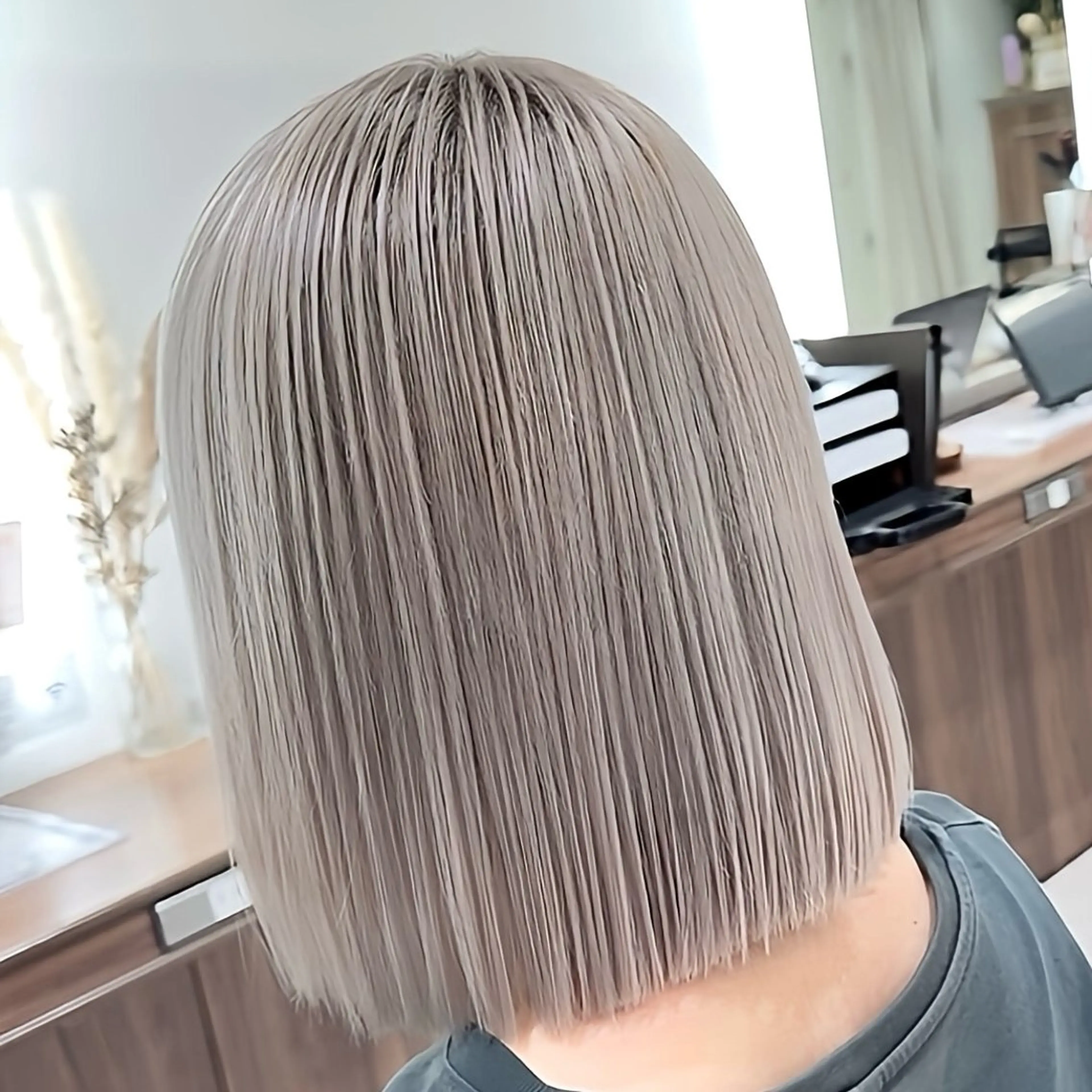 カラー アッシュ ブリーチ ケアカラー ダブルカラー ハイトーンカラー 大宮ブリーチ×髪質 改善カラー/Meguのヘアスタイル