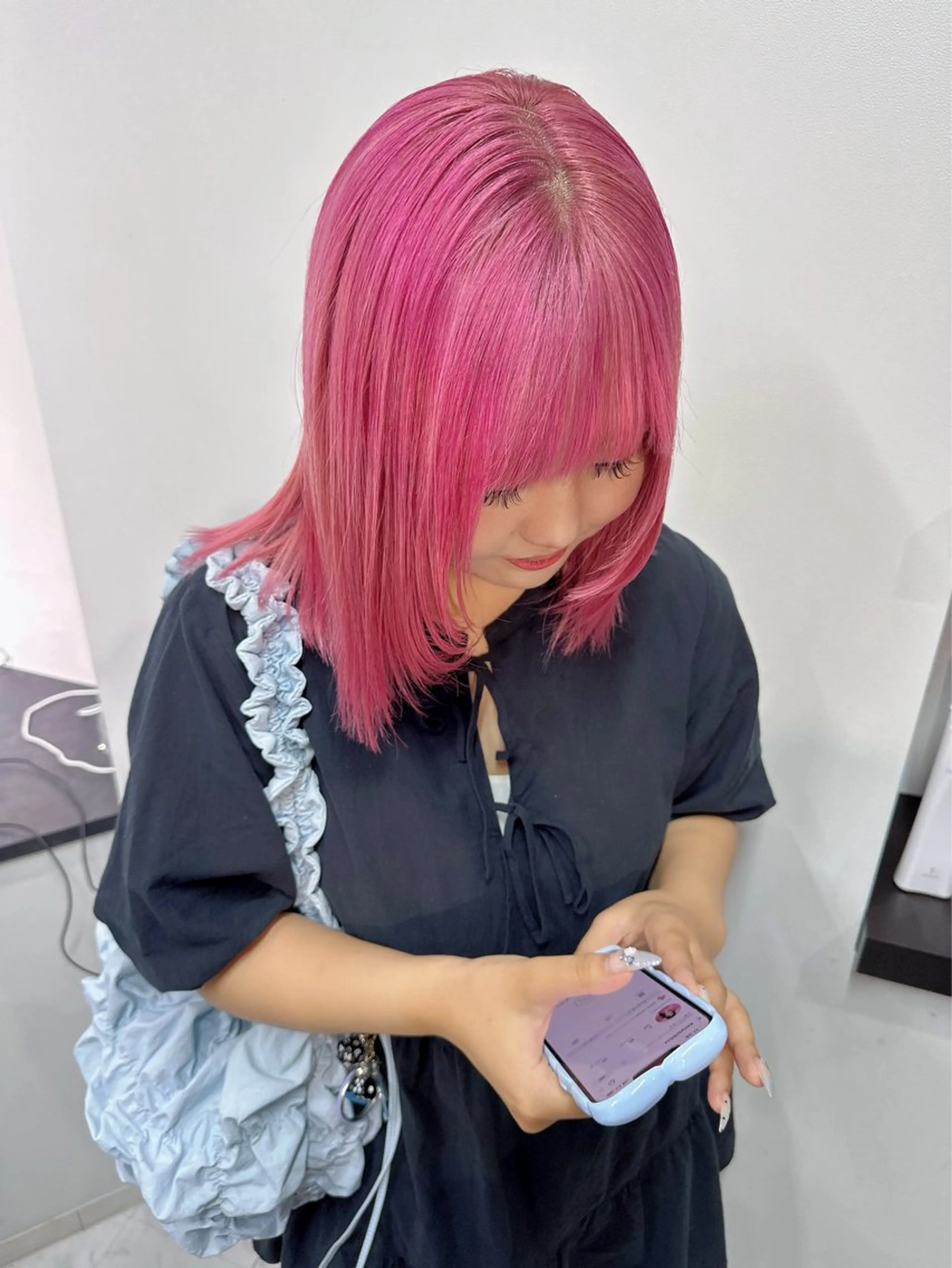 ミディアム レイヤーカット 岡崎/レイヤーカット ／縮毛矯正/美髪のヘアスタイル