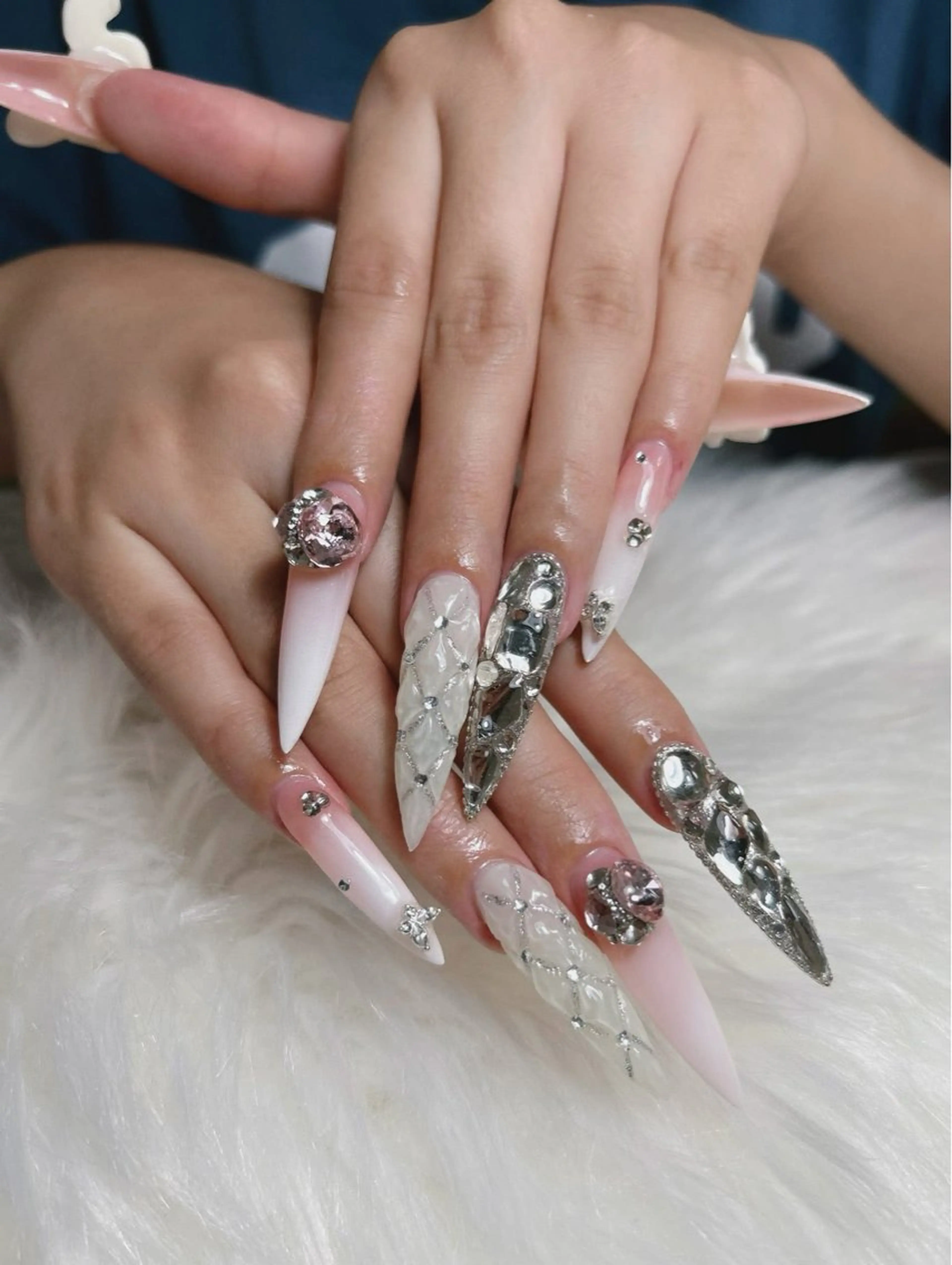 ネイル アートネイル オーロラネイル チークネイル 長さ出し フットネイル Smile nails92のネイルデザイン