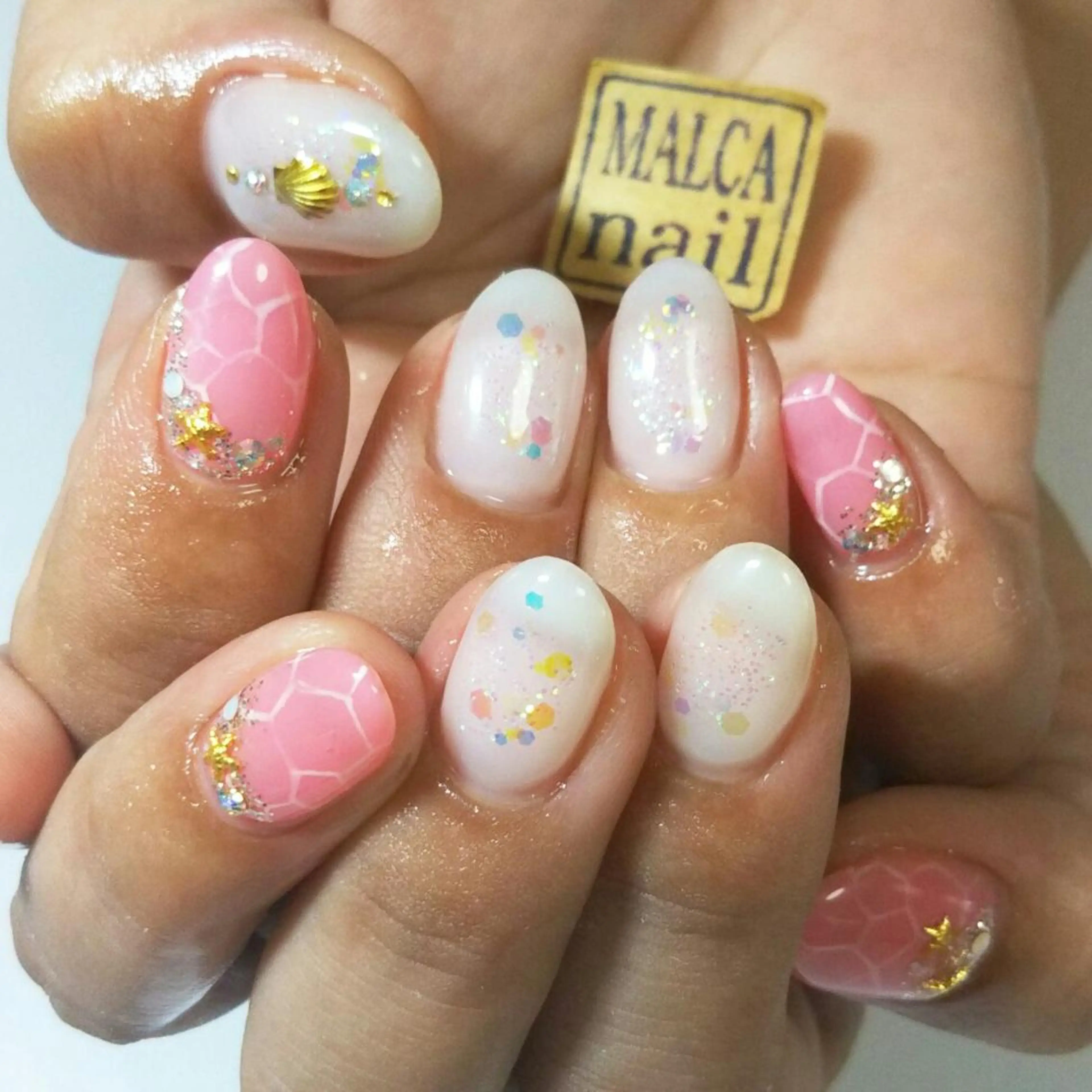 ネイル 荒木 莉奈のネイルデザイン