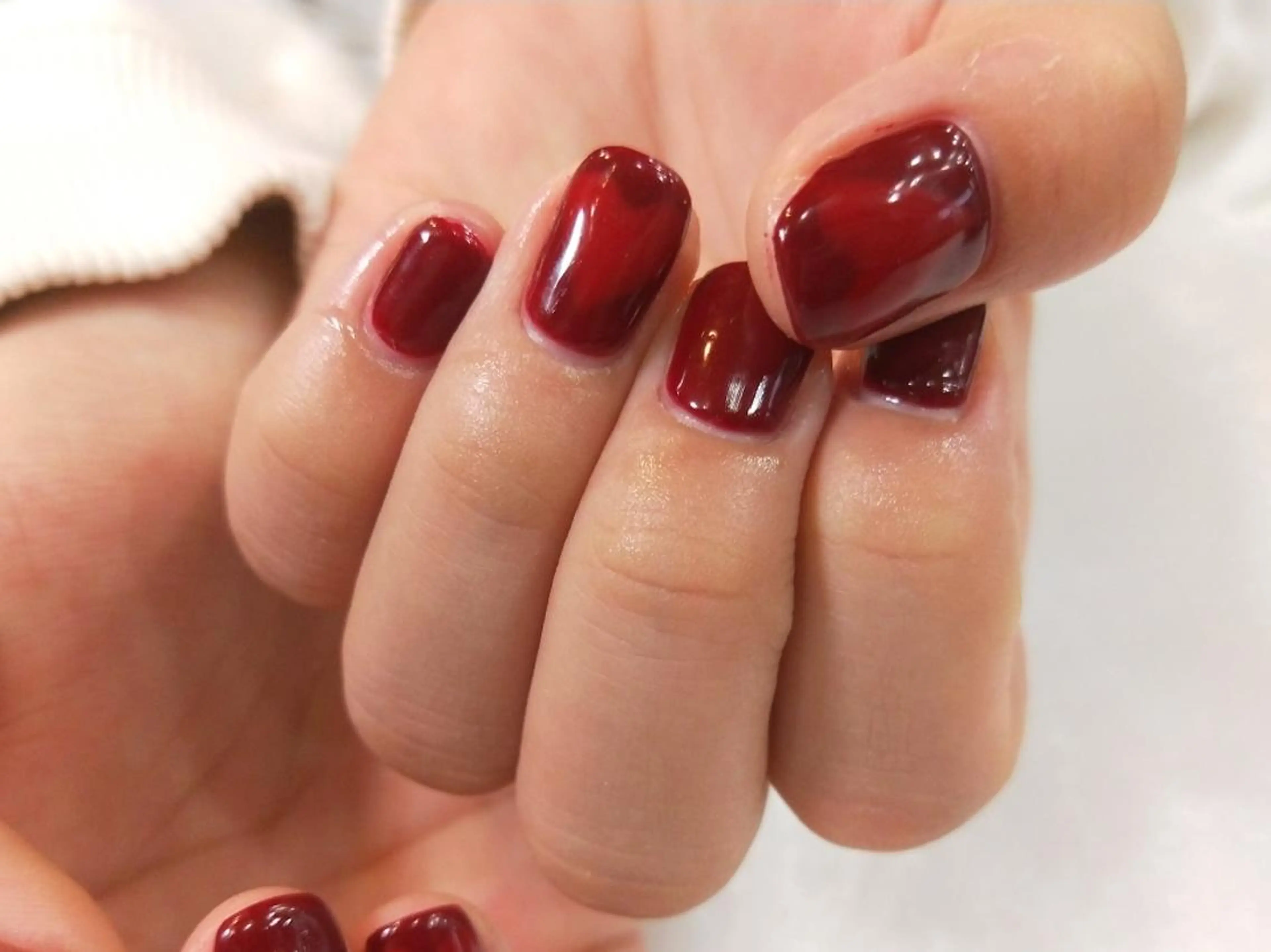 ネイル ハンドネイル ハンドケア R'well所属・はばすみれ🎀ﾈｲﾙ 光ﾌｪｲｼｬﾙ ﾍｱのネイルデザイン