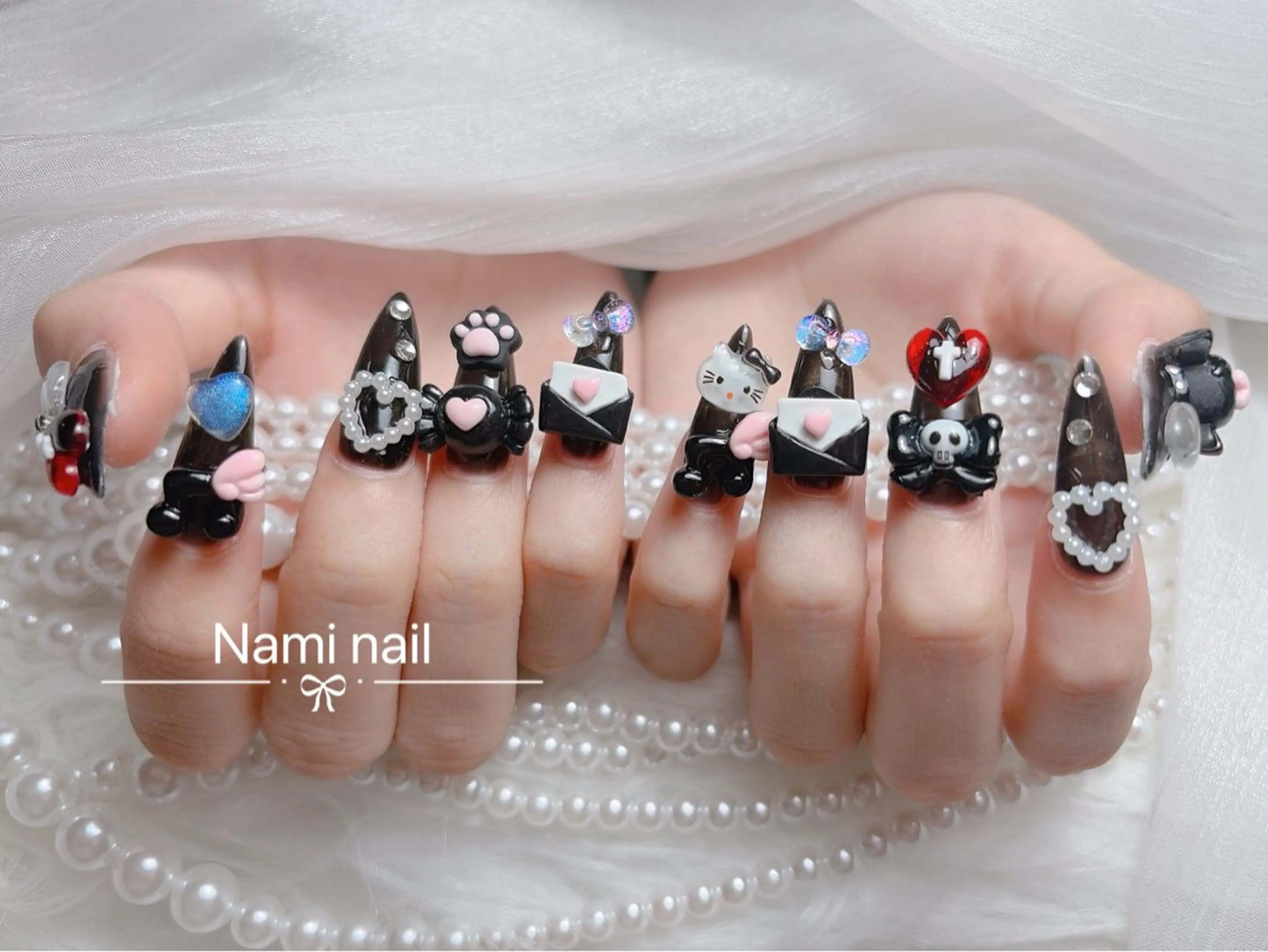 ネイル 長さ出し ガーリー 韓国ネイル ロングネイル 持ち込み ハンドネイル Nami nail salonのネイルデザイン