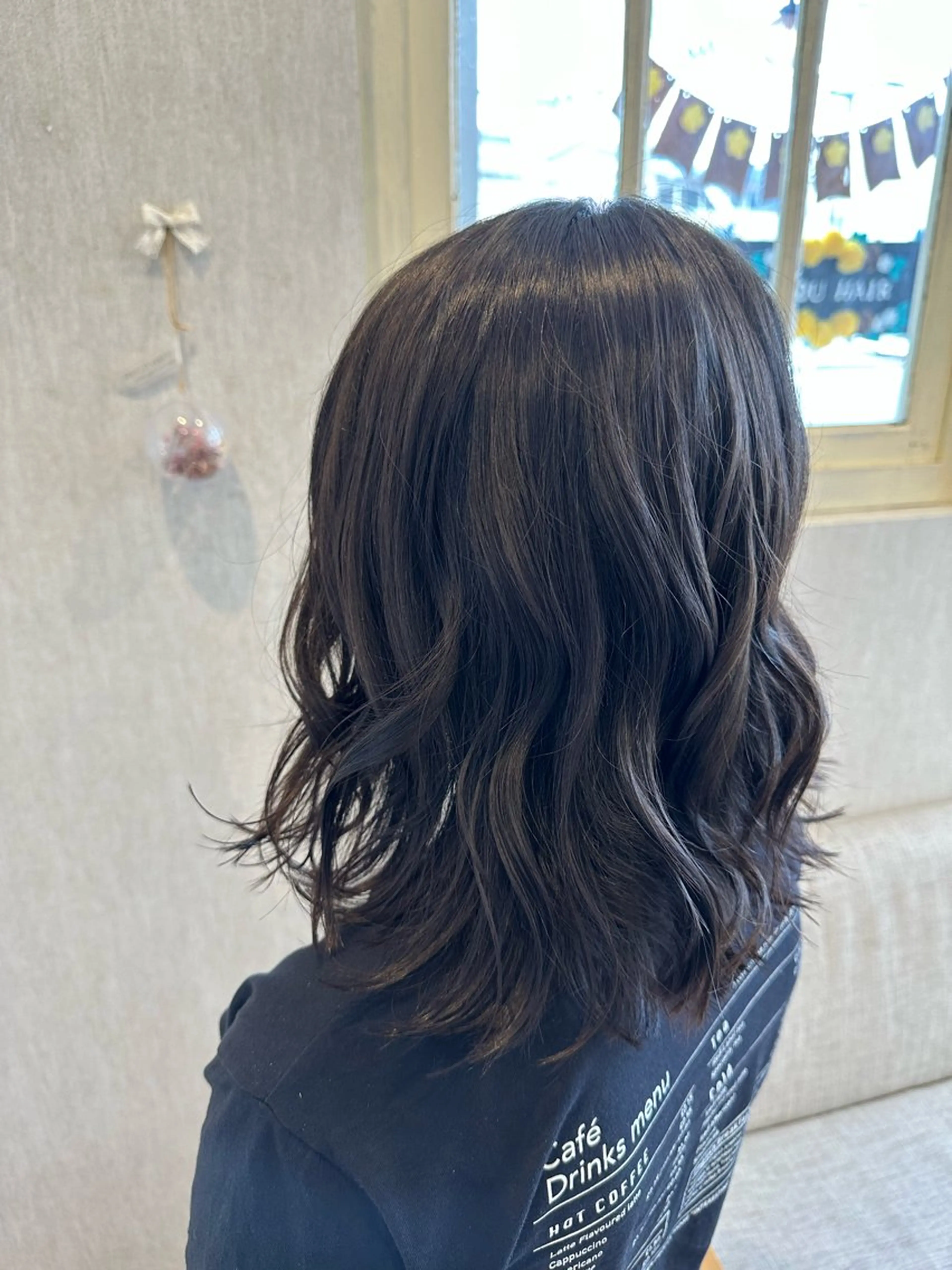 ミディアム カラー ヘアアレンジ MIRUKA/ 暖色カラー/ベージュのヘアスタイル