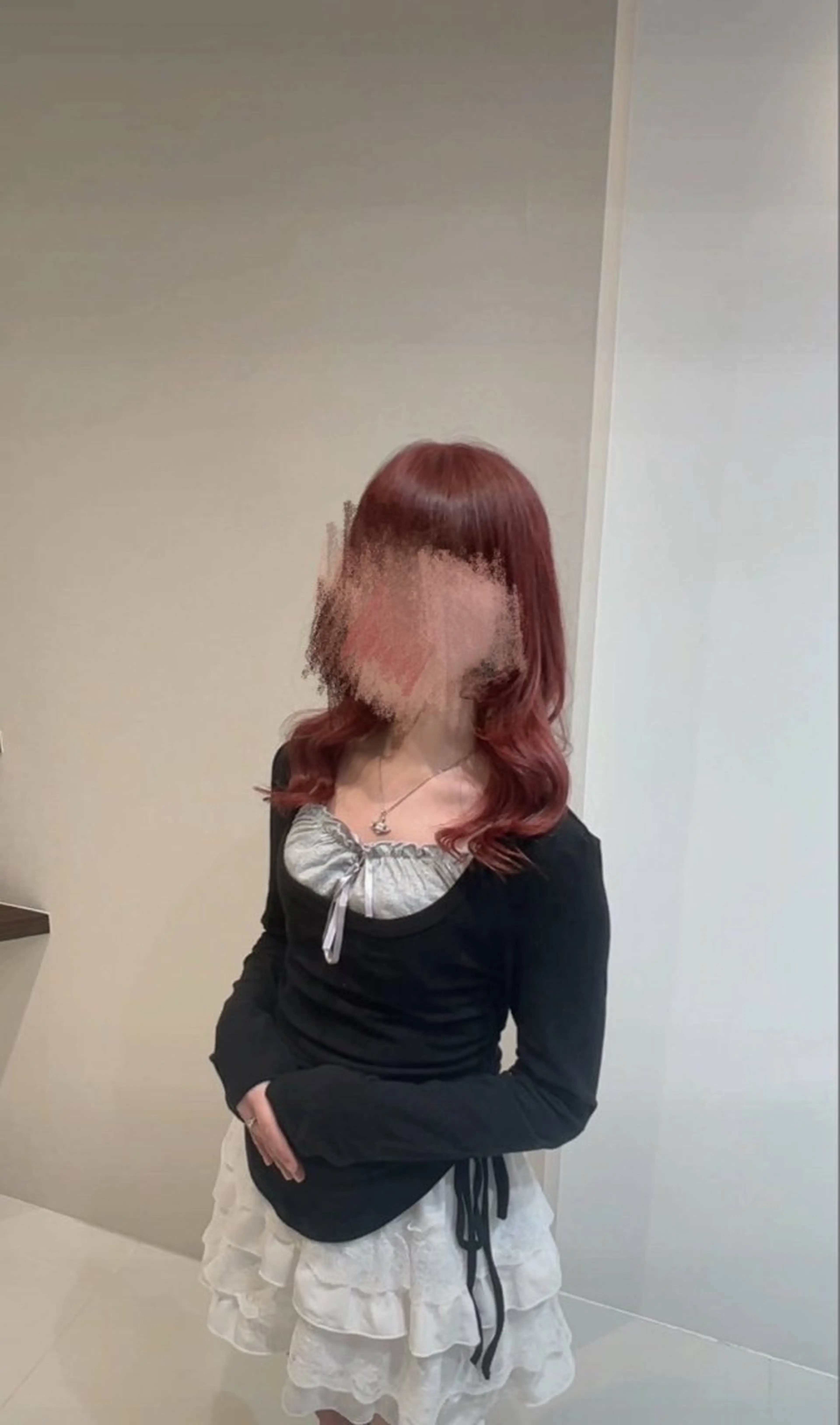 セミロング カットモデル エクステ亀田麻央のヘアスタイル