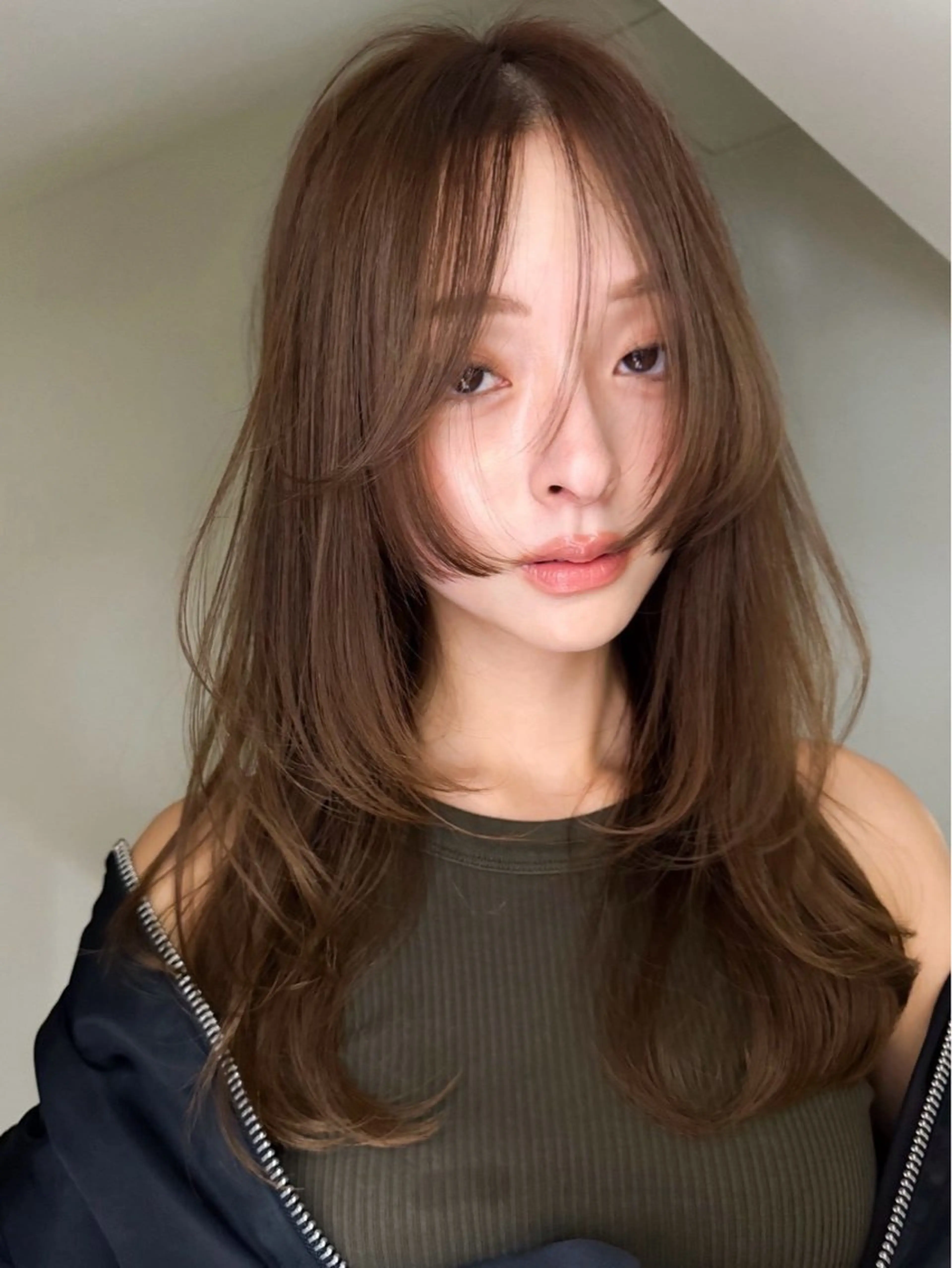 セミロング ヘアカラー 透明感カラー Lity🤍ྀིaiのヘアスタイル
