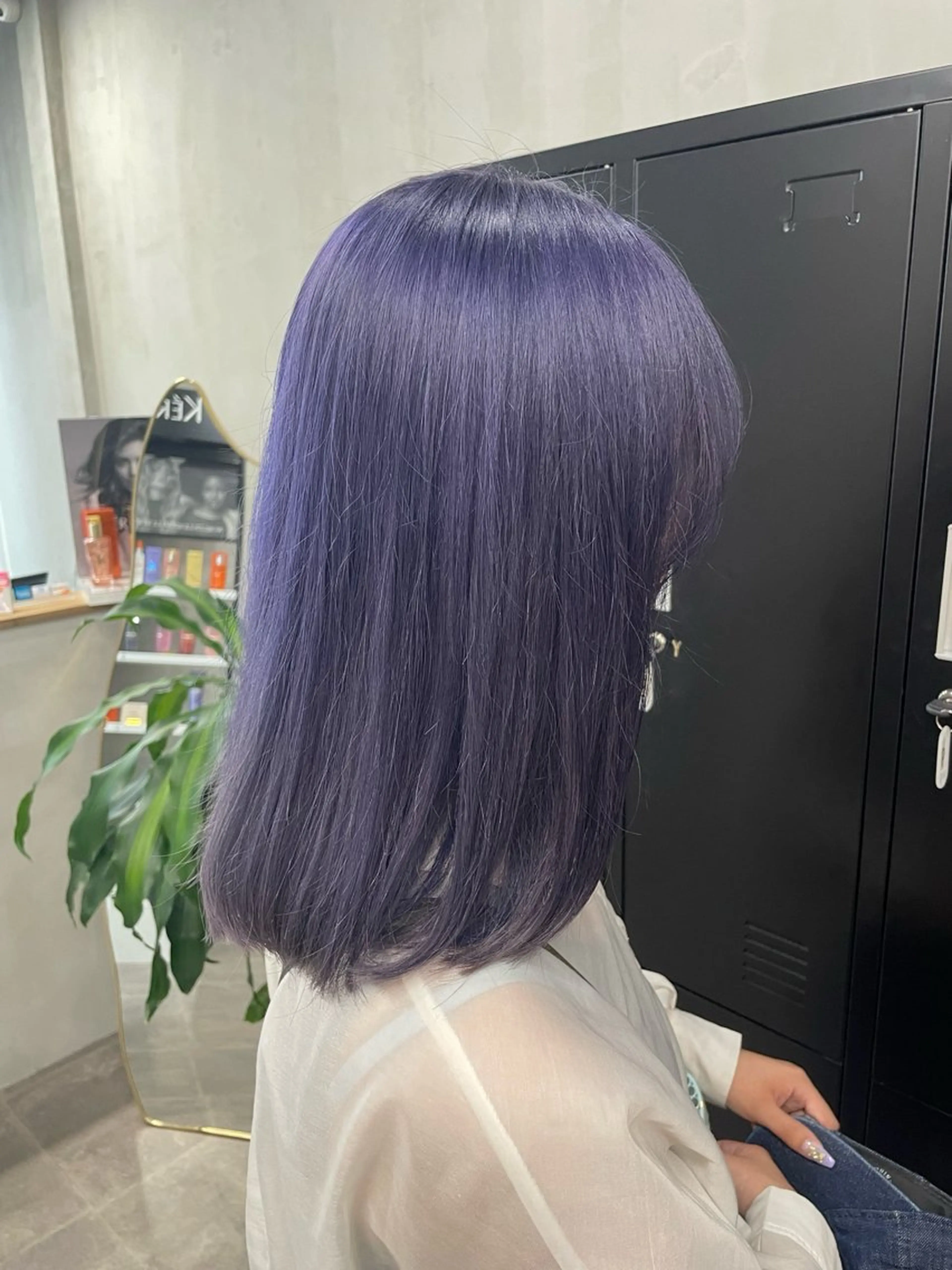 ミディアム カラー アディクシーカラー ブリーチ ブルーカラー ブルーラベンダー ケアブリーチ ヘアカラー トリートメント ALLEN hair /まなのヘアスタイル