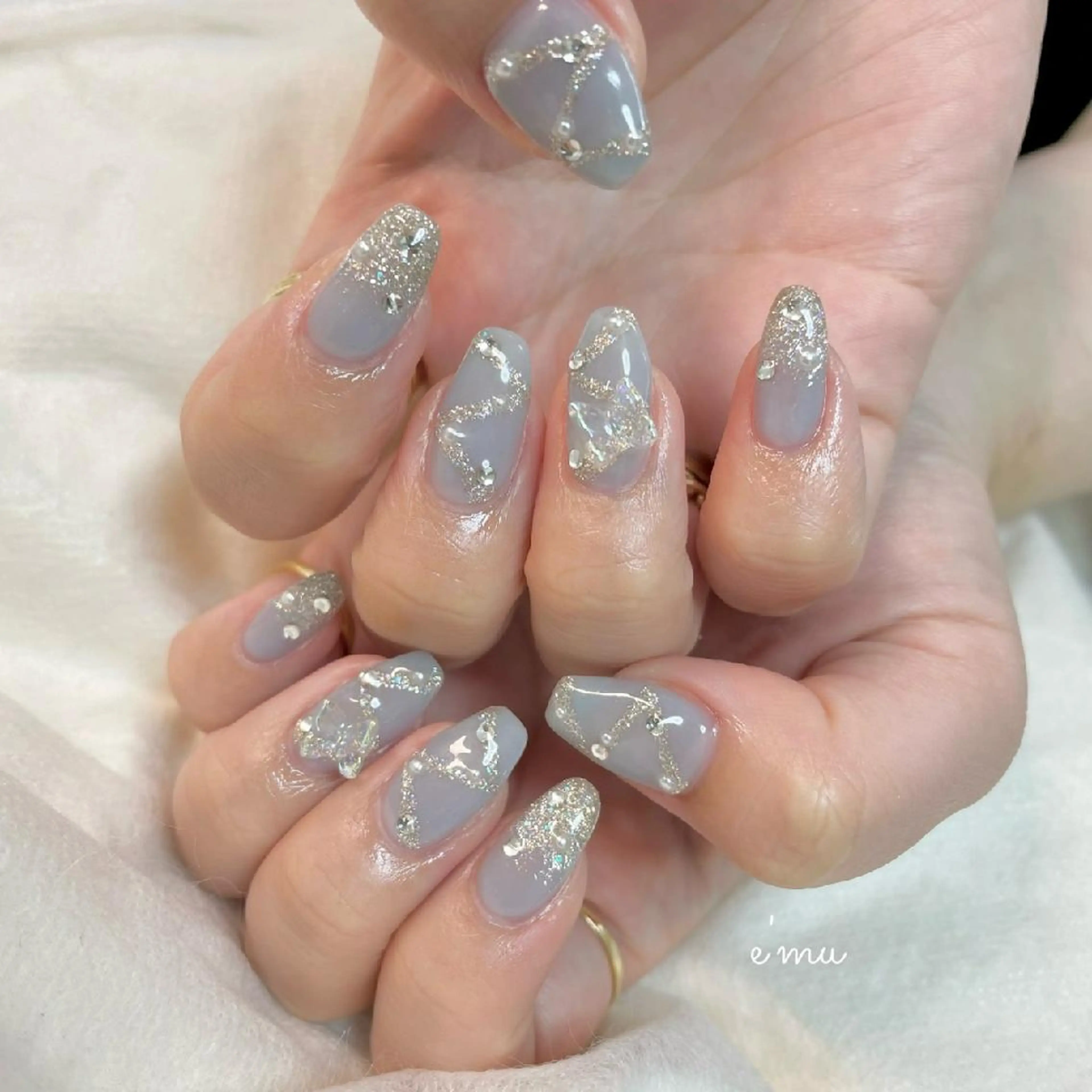 ネイル キラキラネイル 韓国ネイル ワンホンネイル nail salon e'mu💐のネイルデザイン