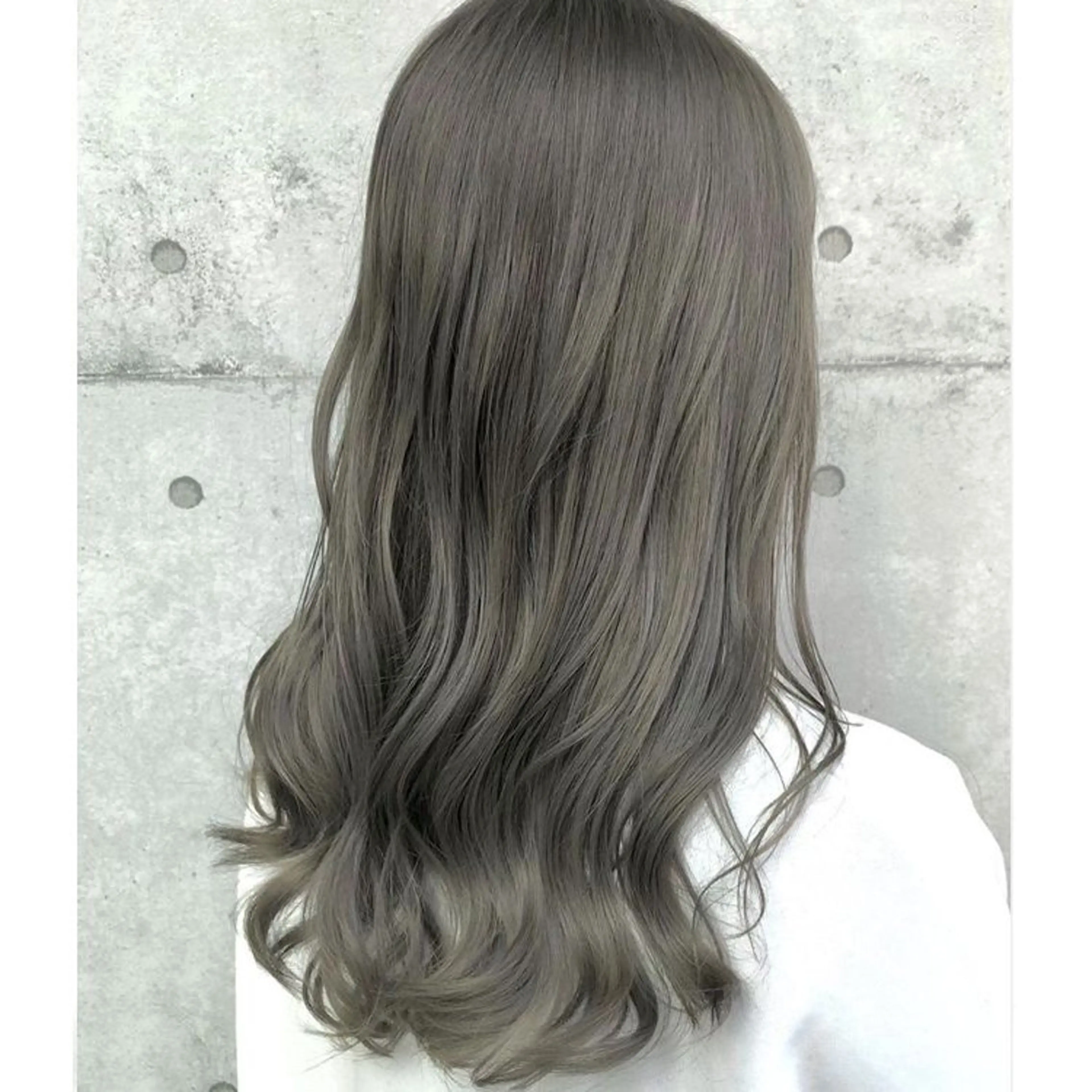 ロング カラー オリーブカラー ヘアカラー トリートメント レイヤー/グレージュ 髪質改善/コウスケのヘアスタイル