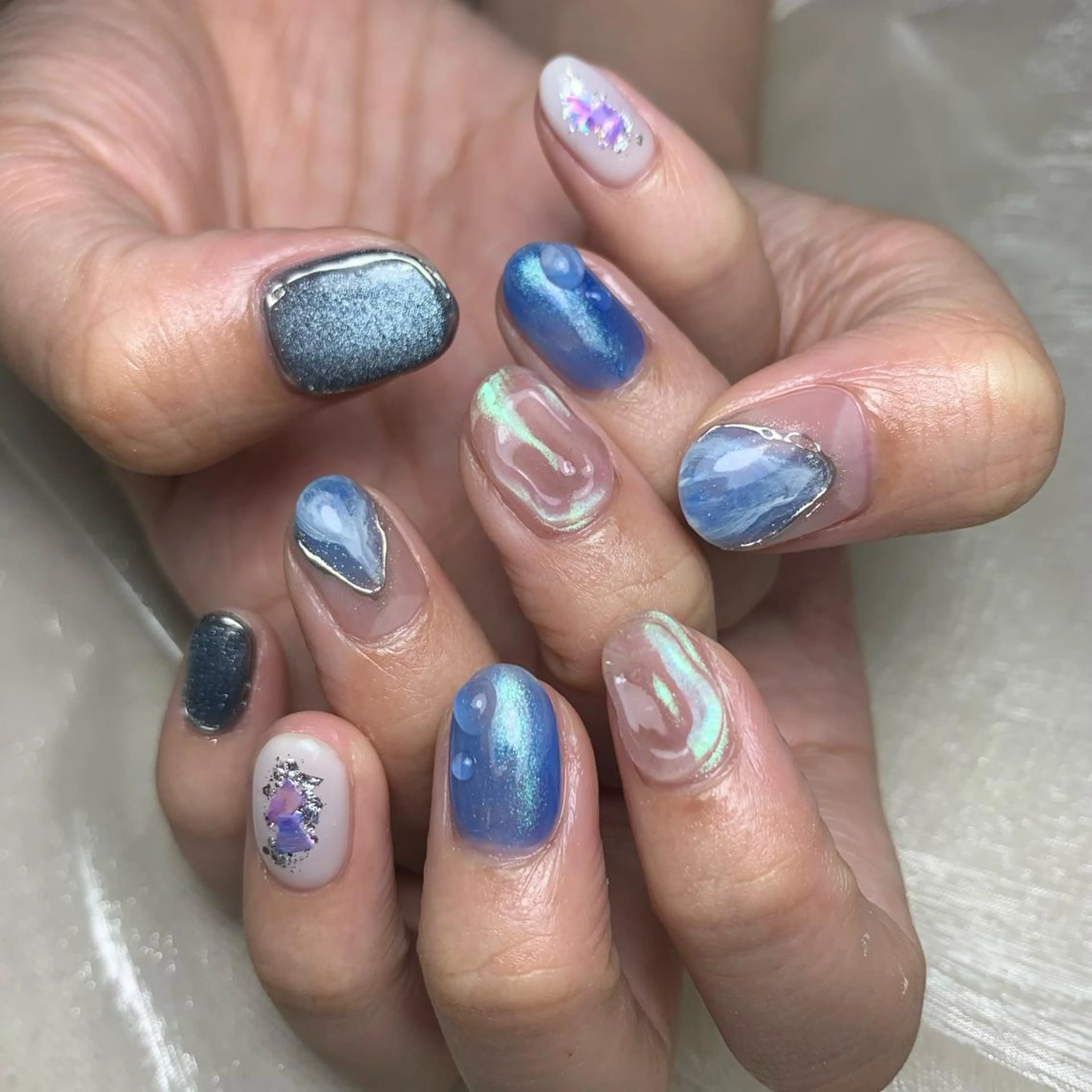 ネイル ハンドネイル 里見 麗のネイルデザイン