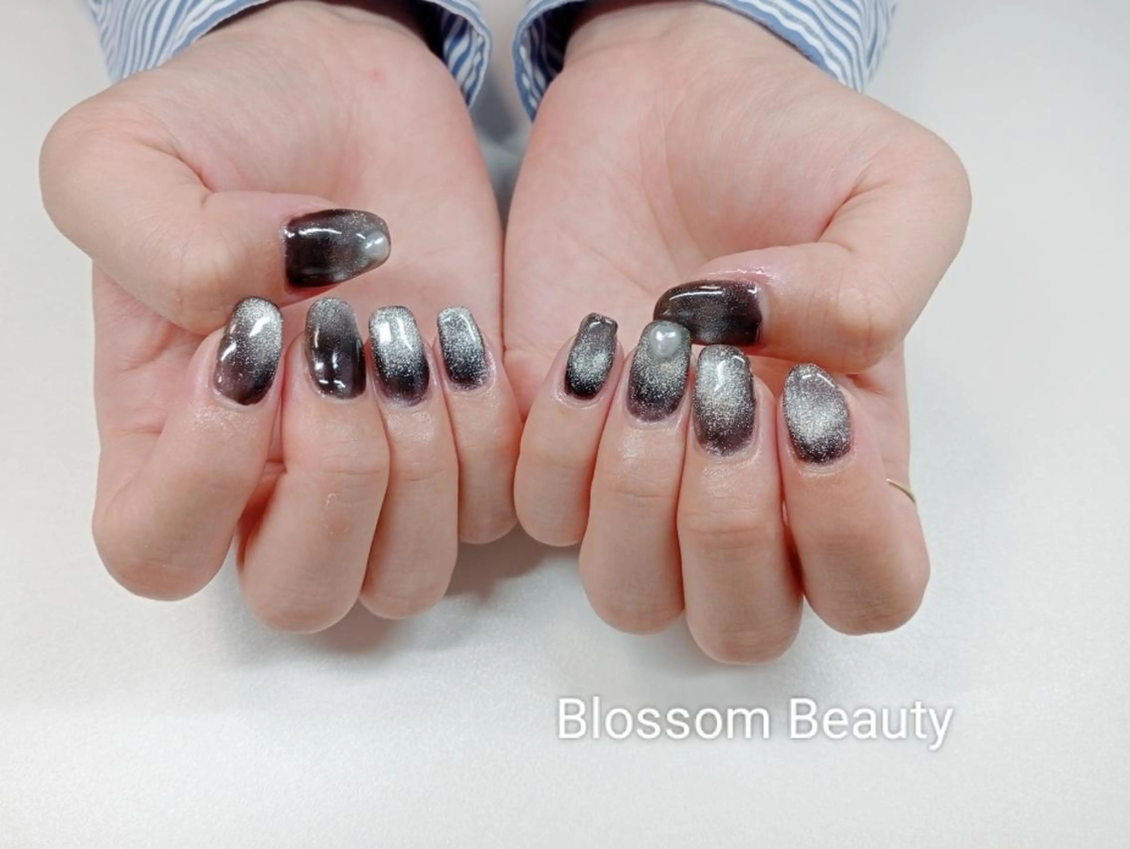 ネイル マグネットネイル Blossom Beauty eriのネイルデザイン