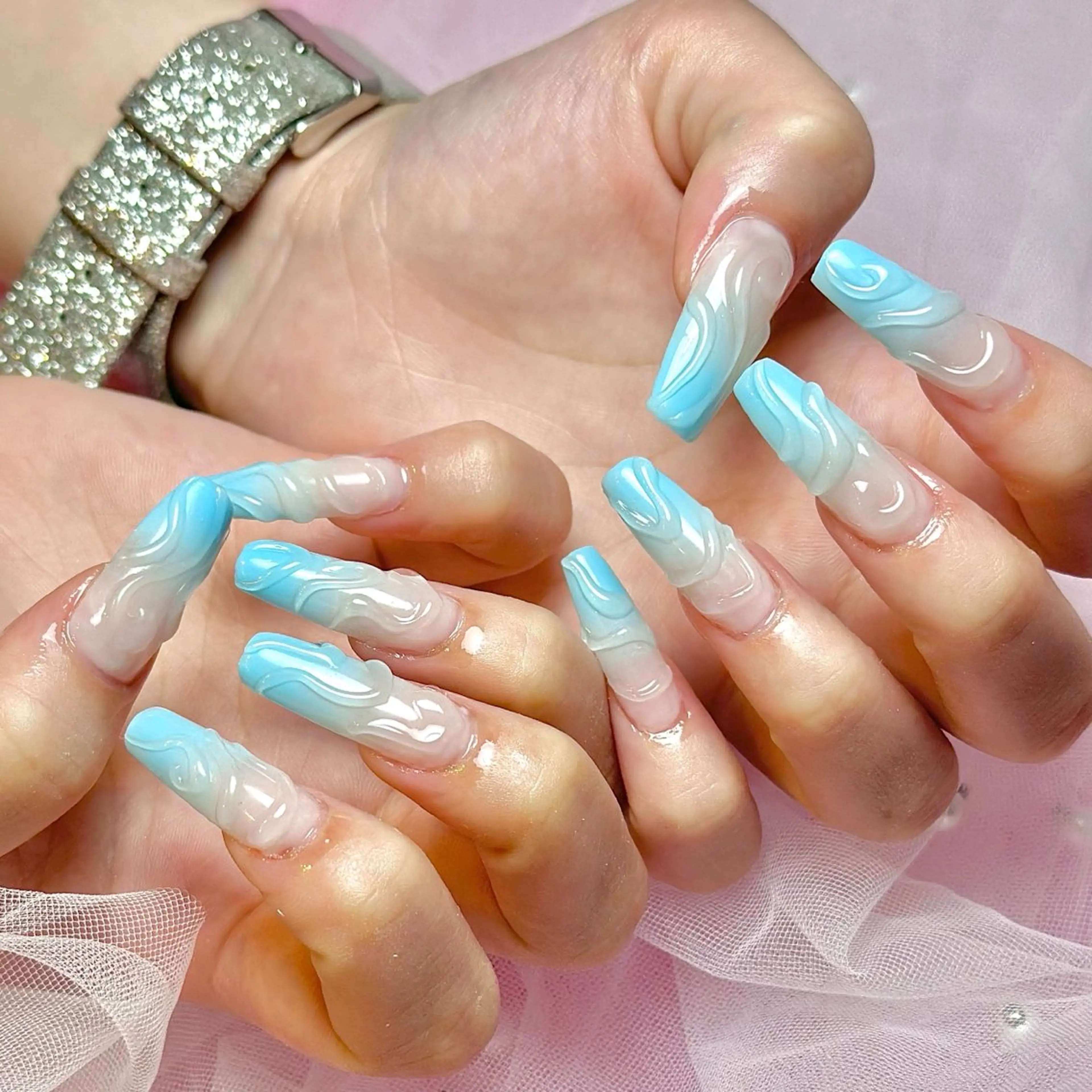 ネイル 持ち込み ピンキー 池田公園店のネイルデザイン